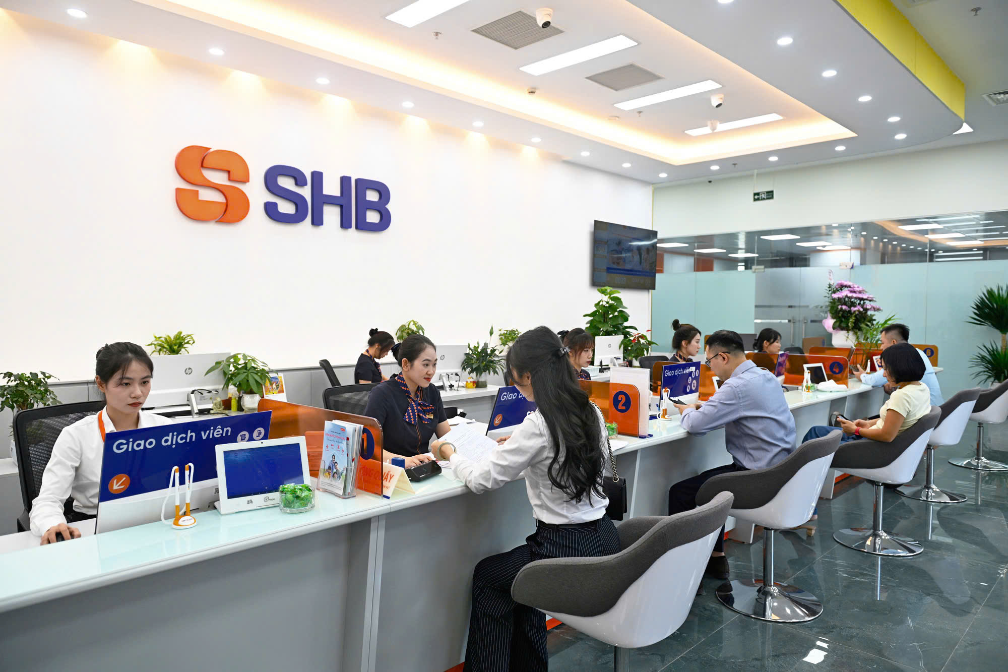 SHB giảm lãi suất cho vay, thúc đẩy động lực tăng trưởng của nền kinh tế- Ảnh 2.