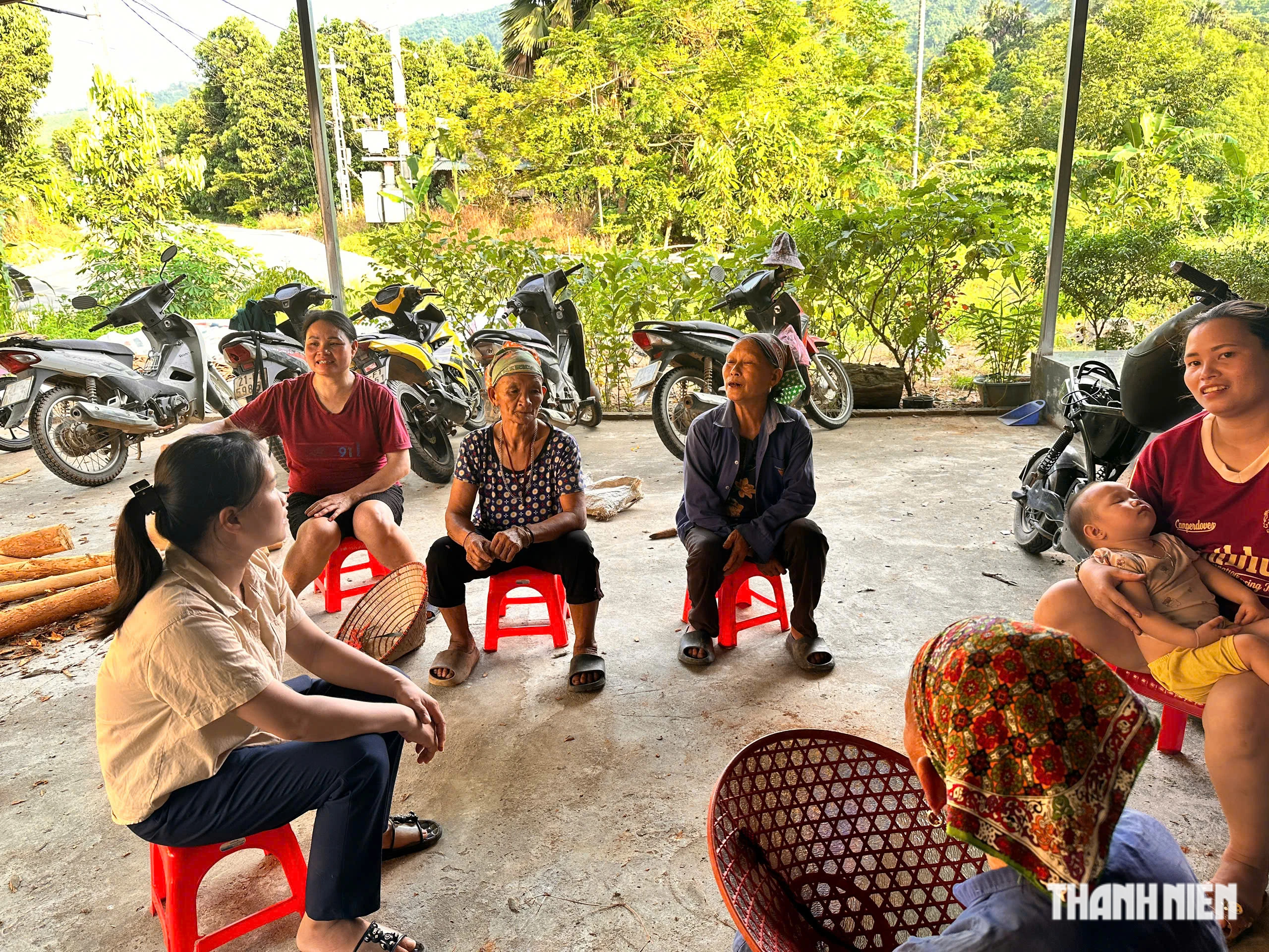 Nữ trưởng thôn ở Lào Cai của đồng bào Dao, Thái, Tày, Nùng- Ảnh 2.