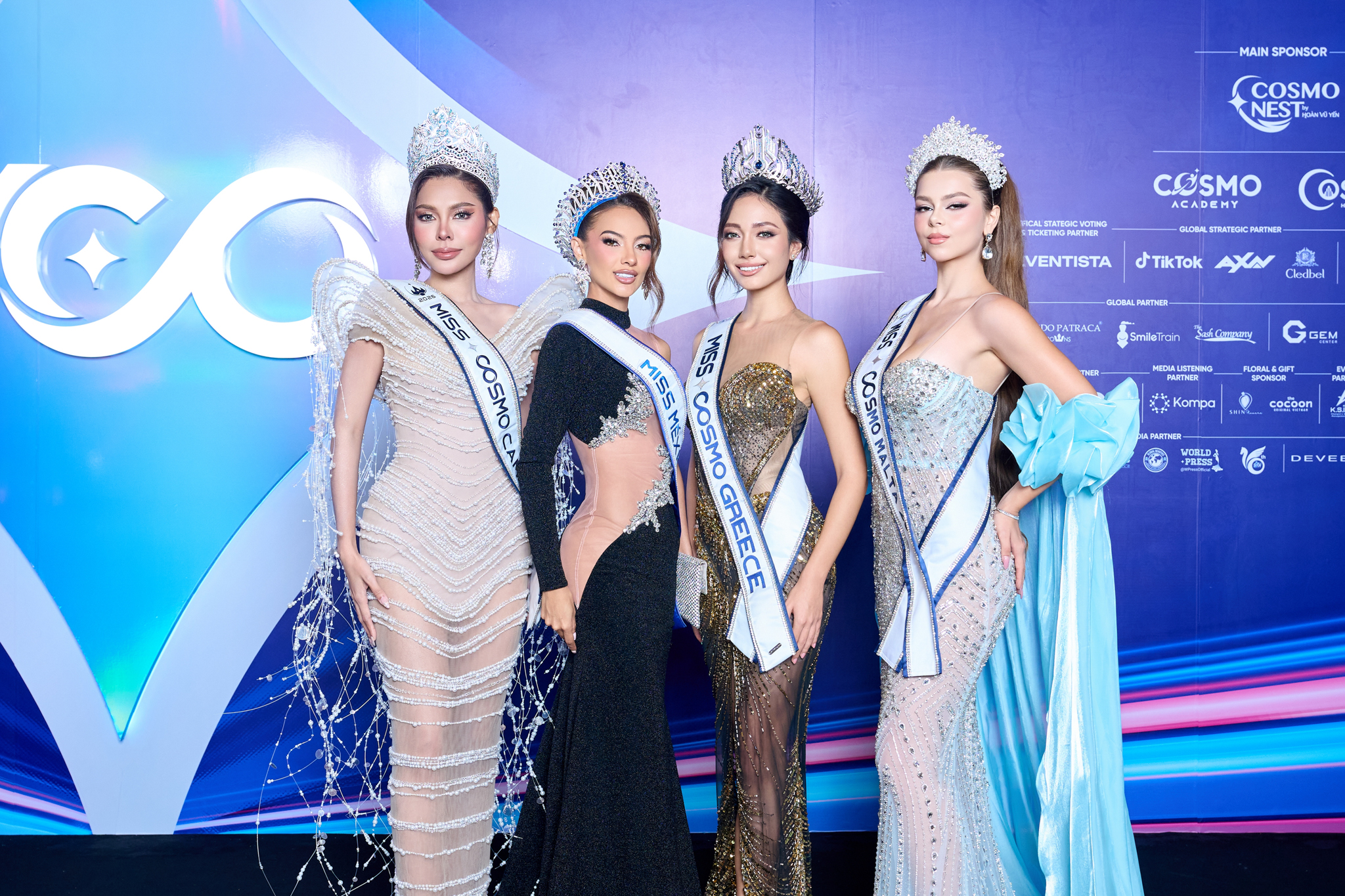 Cẩm Ly đọ vẻ gợi cảm cùng loạt đối thủ, tiết lộ tham vọng tại Miss Cosmo - Ảnh 3.