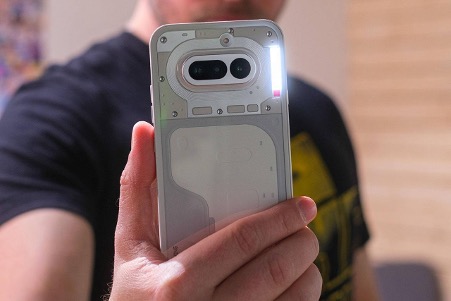 Ra mắt Nothing Phone (4a): Mẫu điện thoại &lsquo;lạ&rsquo;- Ảnh 1.