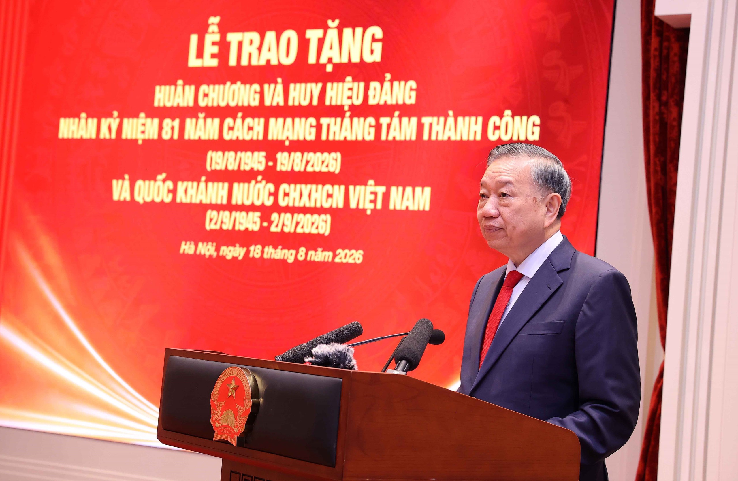 Cán bộ càng giữ cương vị cao càng phải nêu gương, giữ gìn danh dự, liêm chính - Ảnh 1.