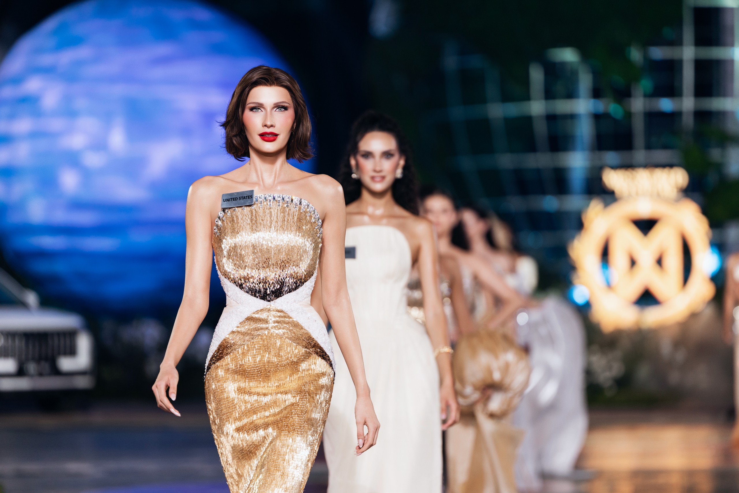 Bảo Ngọc thể hiện ra sao trong phần thi Top Model tại Hoa hậu Thế giới? - Ảnh 3.