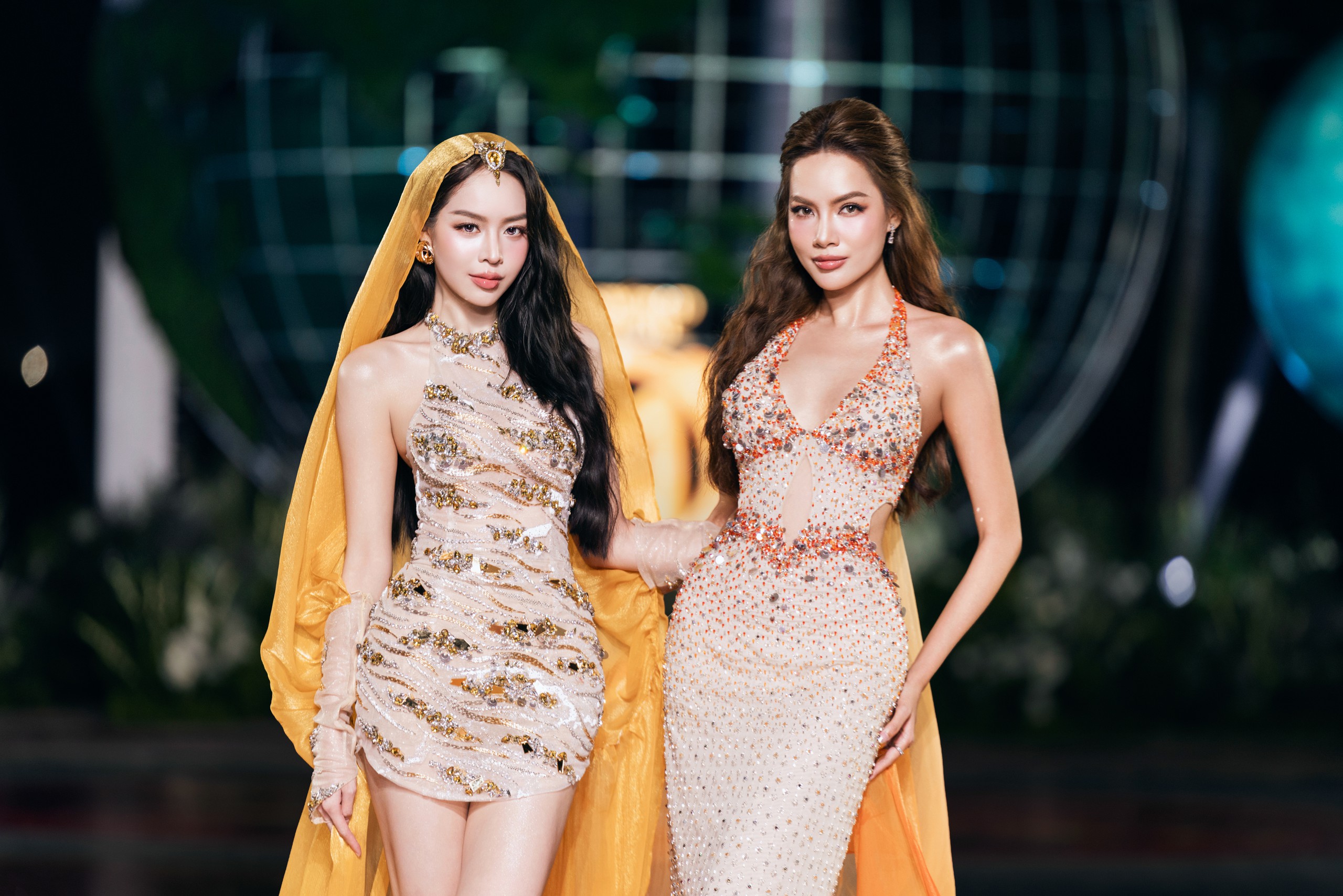 111 thí sinh Miss World trình diễn thời trang ở Đồ Sơn - Ảnh 7.