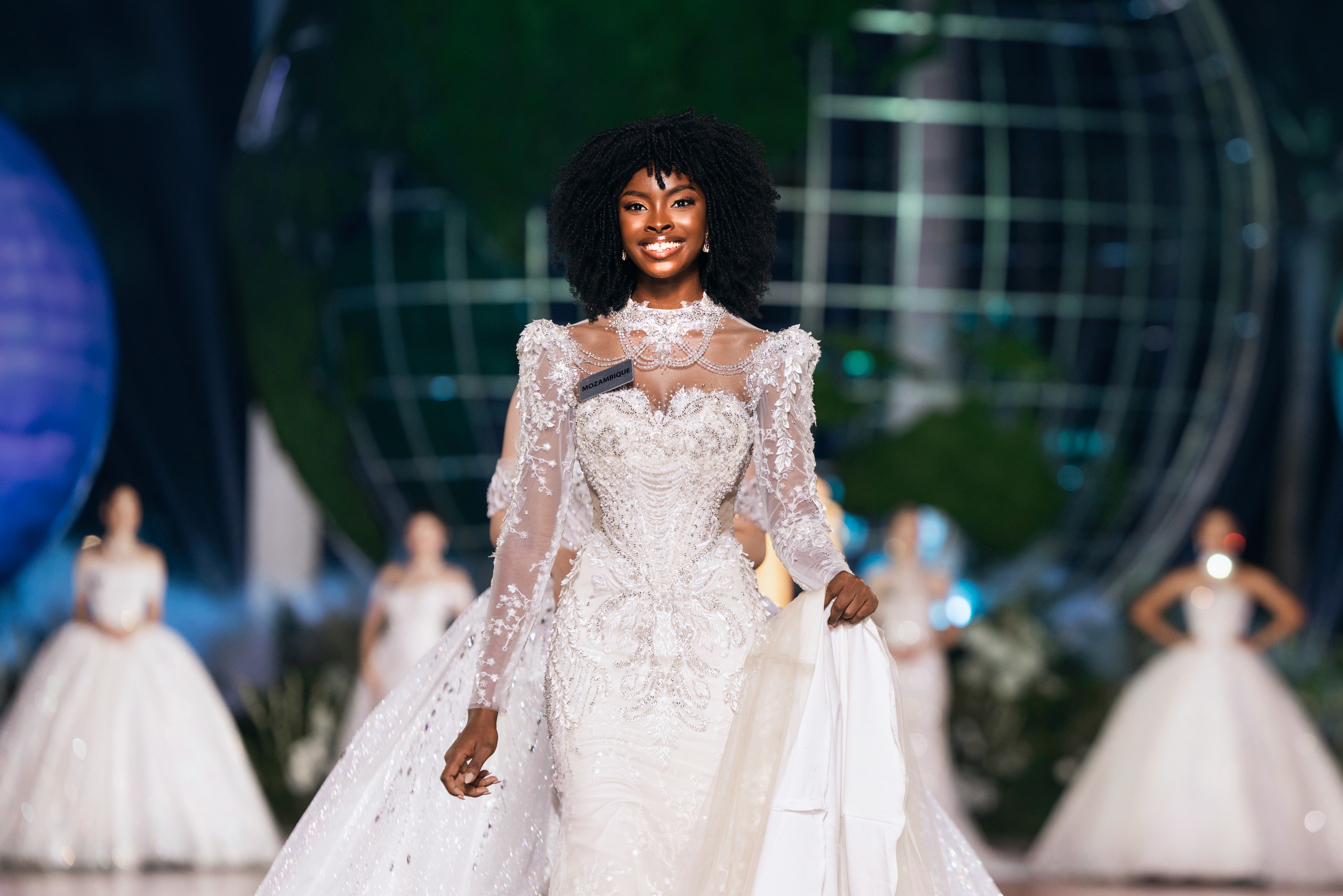 Bảo Ngọc thể hiện ra sao trong phần thi Top Model tại Hoa hậu Thế giới? - Ảnh 6.