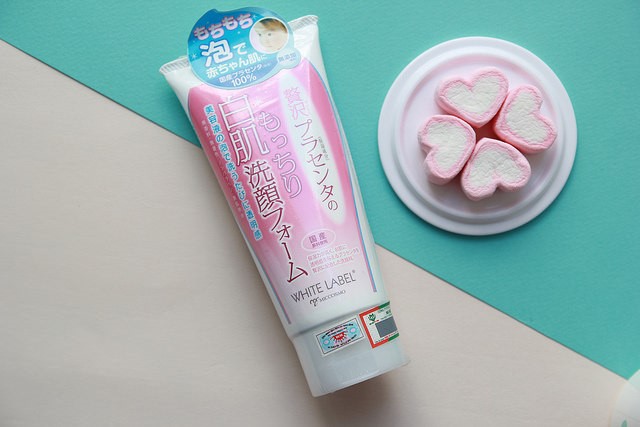 Top 8 sữa rửa mặt cho da kh&ocirc; căng mượt glowy gi&uacute;p ngăn ngừa l&atilde;o h&oacute;a sớm- Ảnh 13.