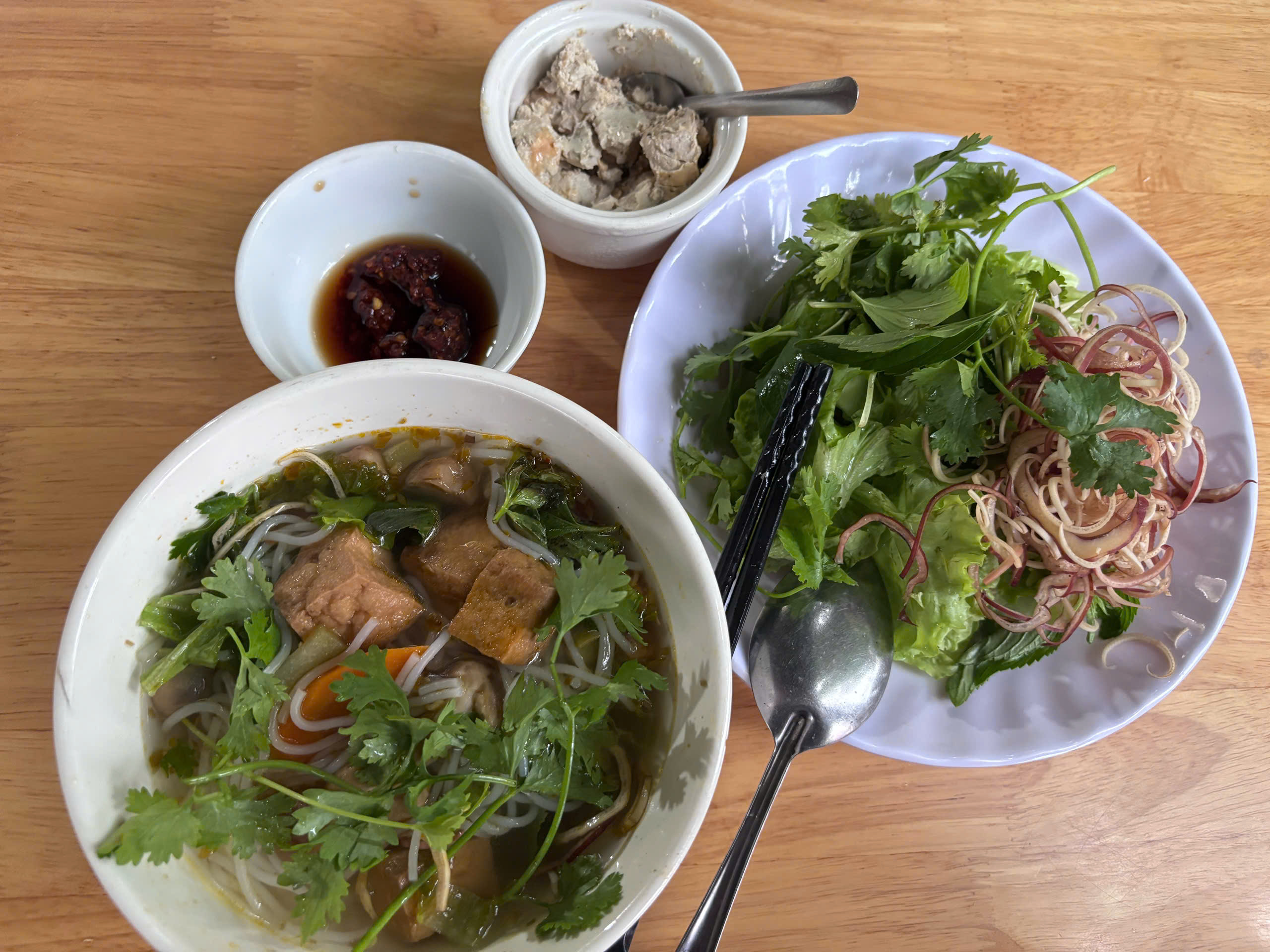 Bún chay xứ Huế - Rứa đó mà yêu thương - Ảnh 5.