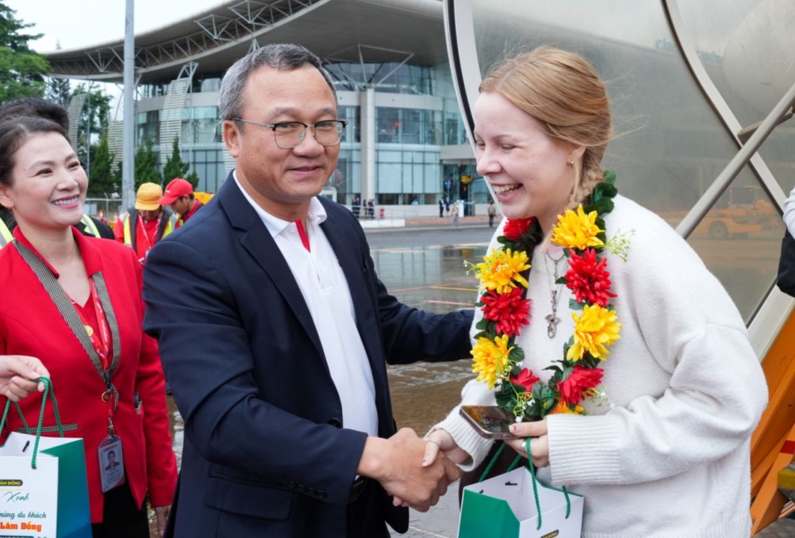 Vietjet nối lại 5 đường bay đến Đà Lạt - Ảnh 3.