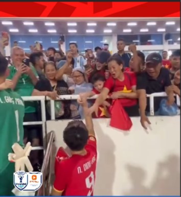 Đình Bắc nói cực hay về cuộc đua Vua phá lưới với Xuân Son, hứa điều đặc biệt khi đấu Thái- Ảnh 1.