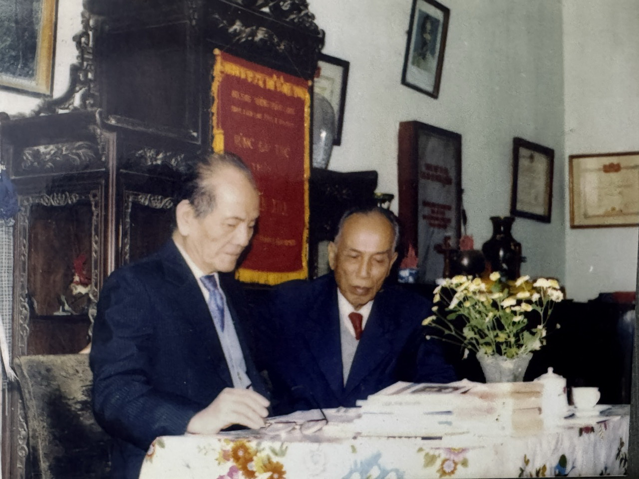 Hai tờ b&aacute;o ph&aacute;t h&agrave;nh trước Tổng khởi nghĩa th&aacute;ng T&aacute;m- Ảnh 2.
