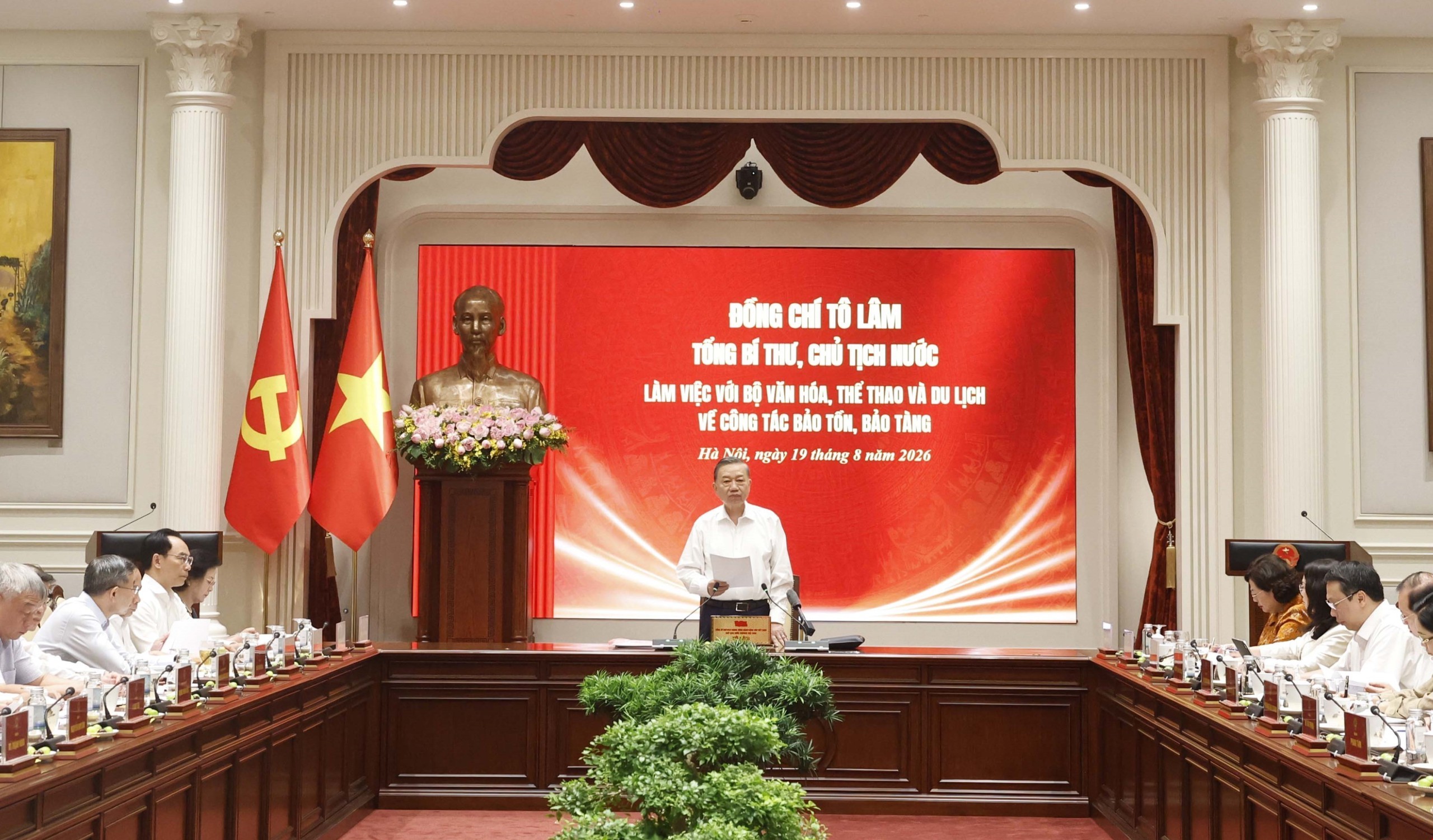 Khắc phục những khoảng trống trong việc lưu giữ lịch sử Việt Nam - Ảnh 2.