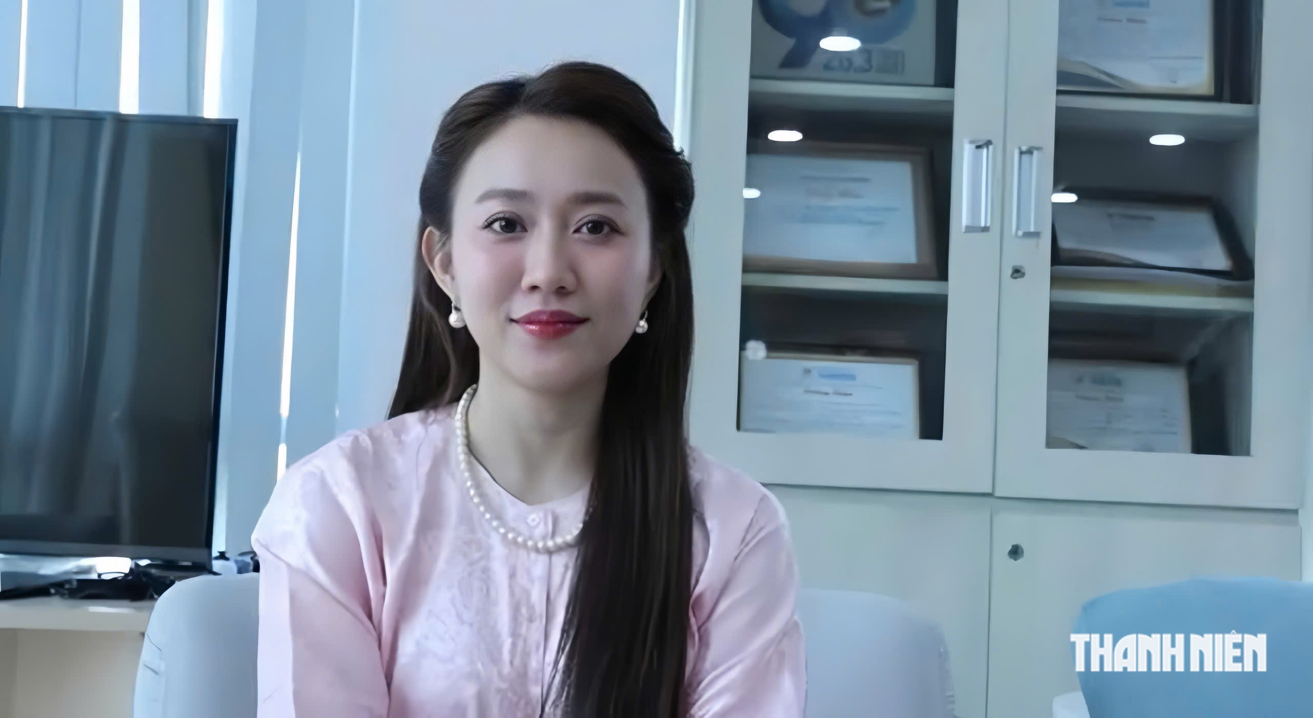 Huỳnh Hồng Loan nói về chuyện kết hôn sau tuổi 30 - Ảnh 1.