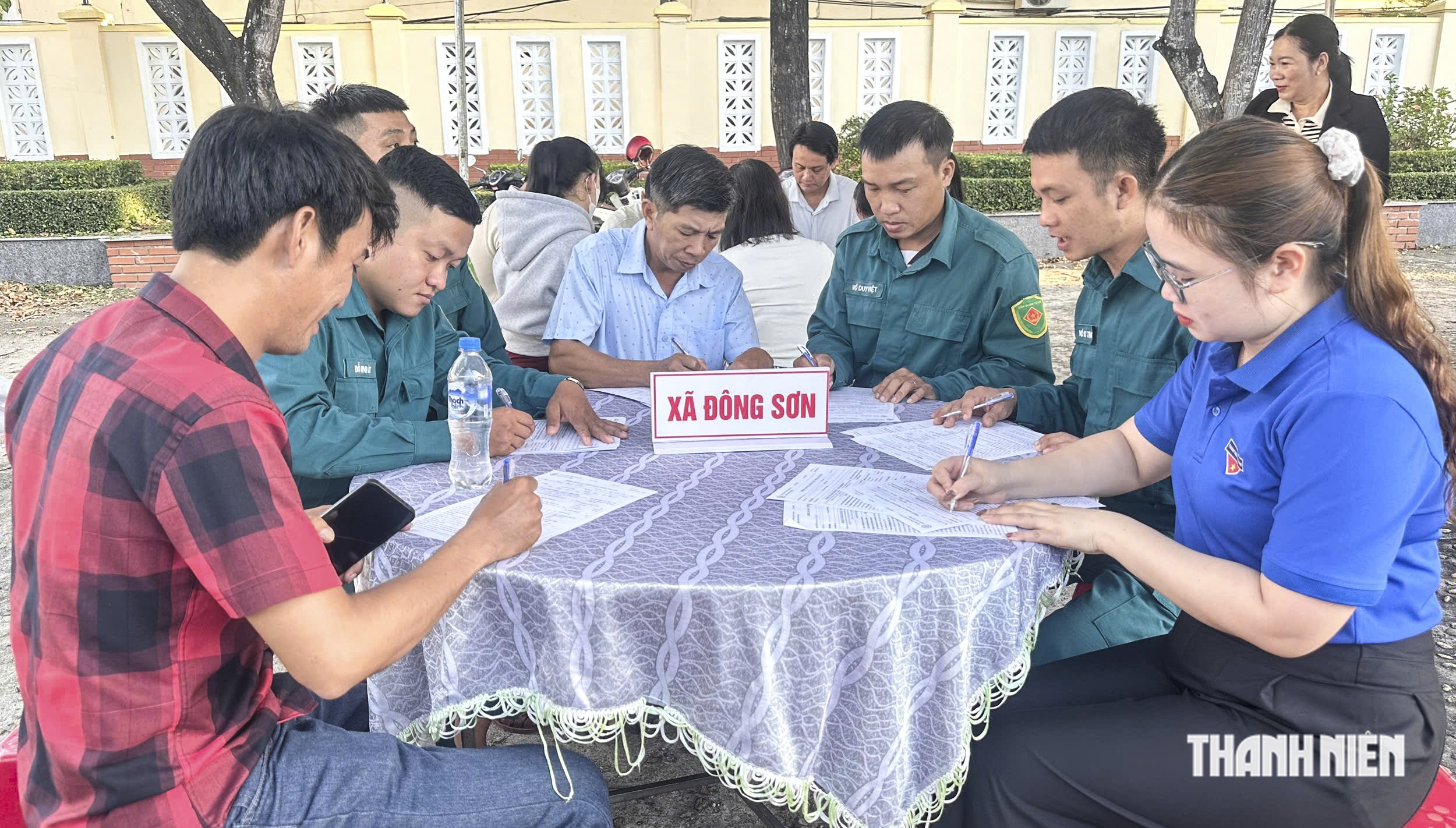 Những giọt hồng thắm tình quân - dân của những chiến sĩ 'Sao vuông' ở Quảng Ngãi- Ảnh 3.
