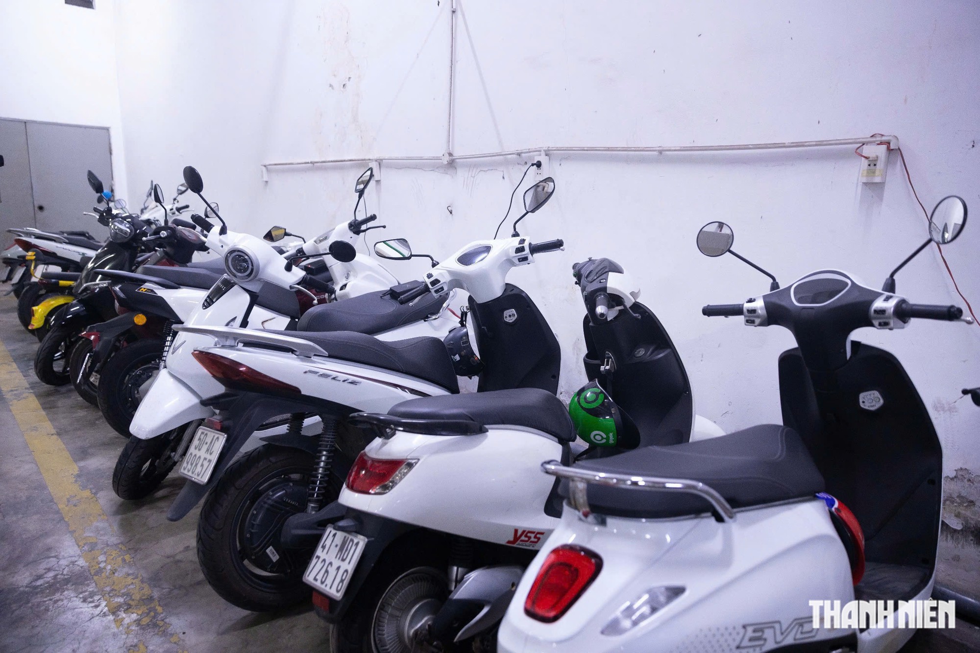 Cán bộ TP.HCM tiên phong 'xanh hóa' phương tiện - Ảnh 1.