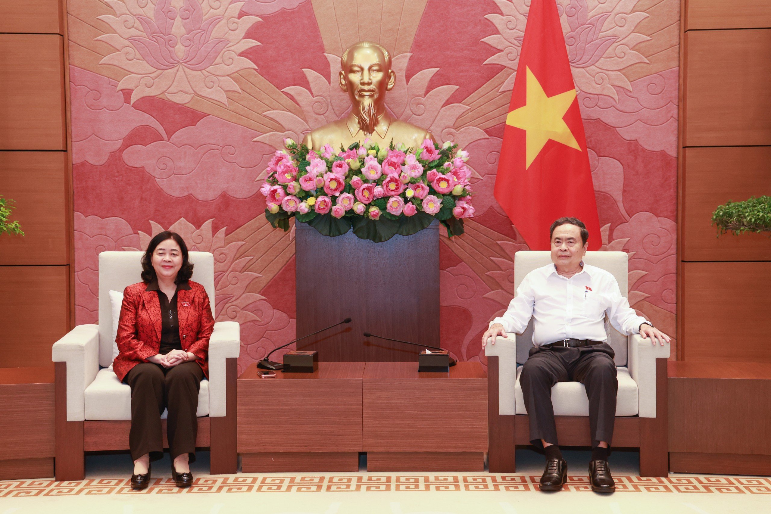 Tăng cường phối hợp giữa Quốc hội, Chính phủ với Mặt trận Tổ quốc Việt Nam - Ảnh 3.