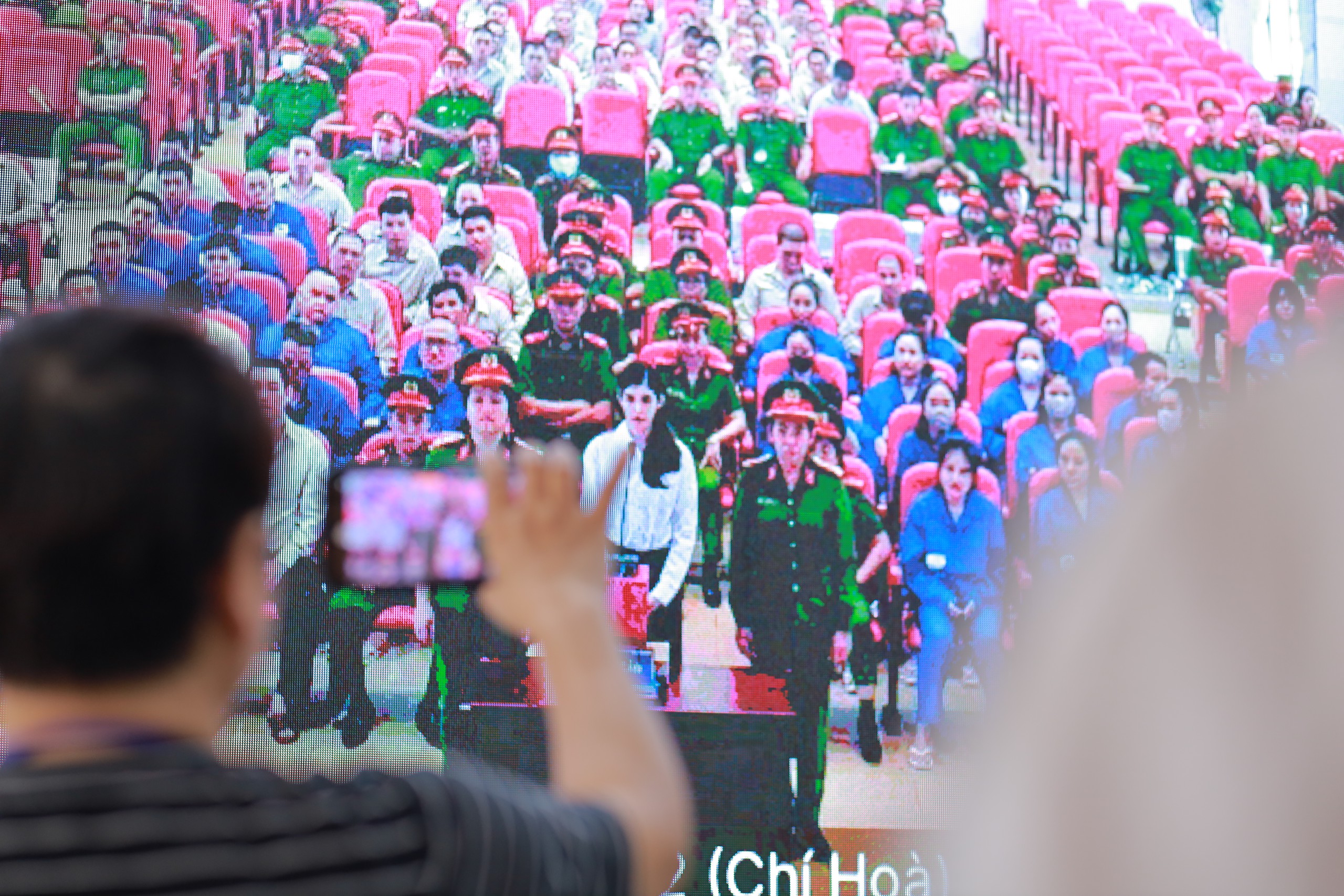Chi Dân và anh trai lĩnh án tù: Cái giá sau cuộc vui ma túy - Ảnh 2.