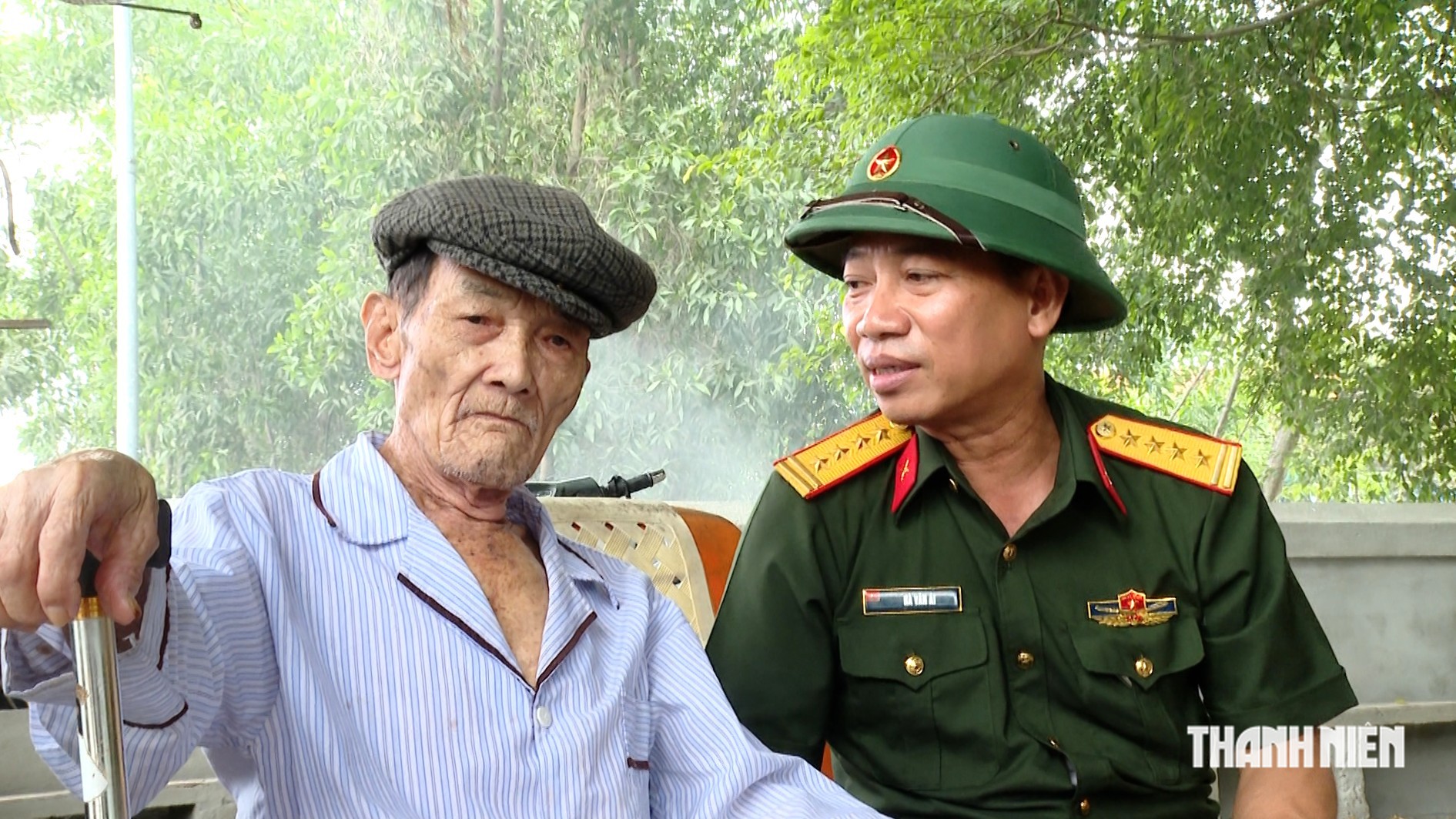 Hai người 2 chiến tuyến cung cấp về điểm chôn cất liệt sĩ ở phía nam Huế- Ảnh 3.