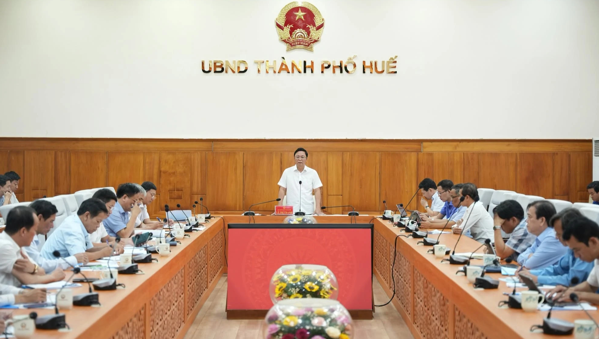 Chủ tịch TP.Huế: Ý kiến của bà bán bún, người lái taxi đều được lắng nghe- Ảnh 1.