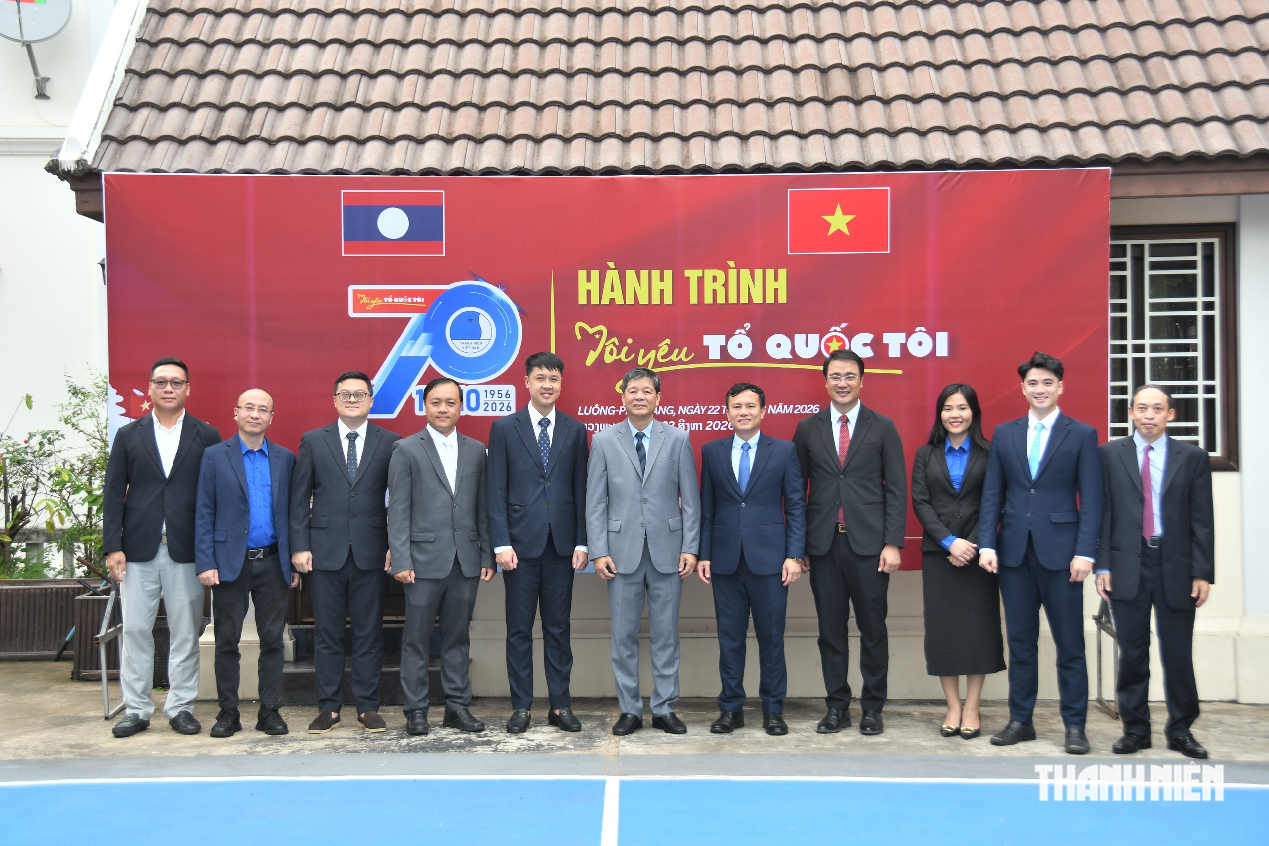 Hoạt động đầu tiên của đoàn Hành trình ‘Tôi yêu Tổ quốc tôi’ tại Lào - Ảnh 10.
