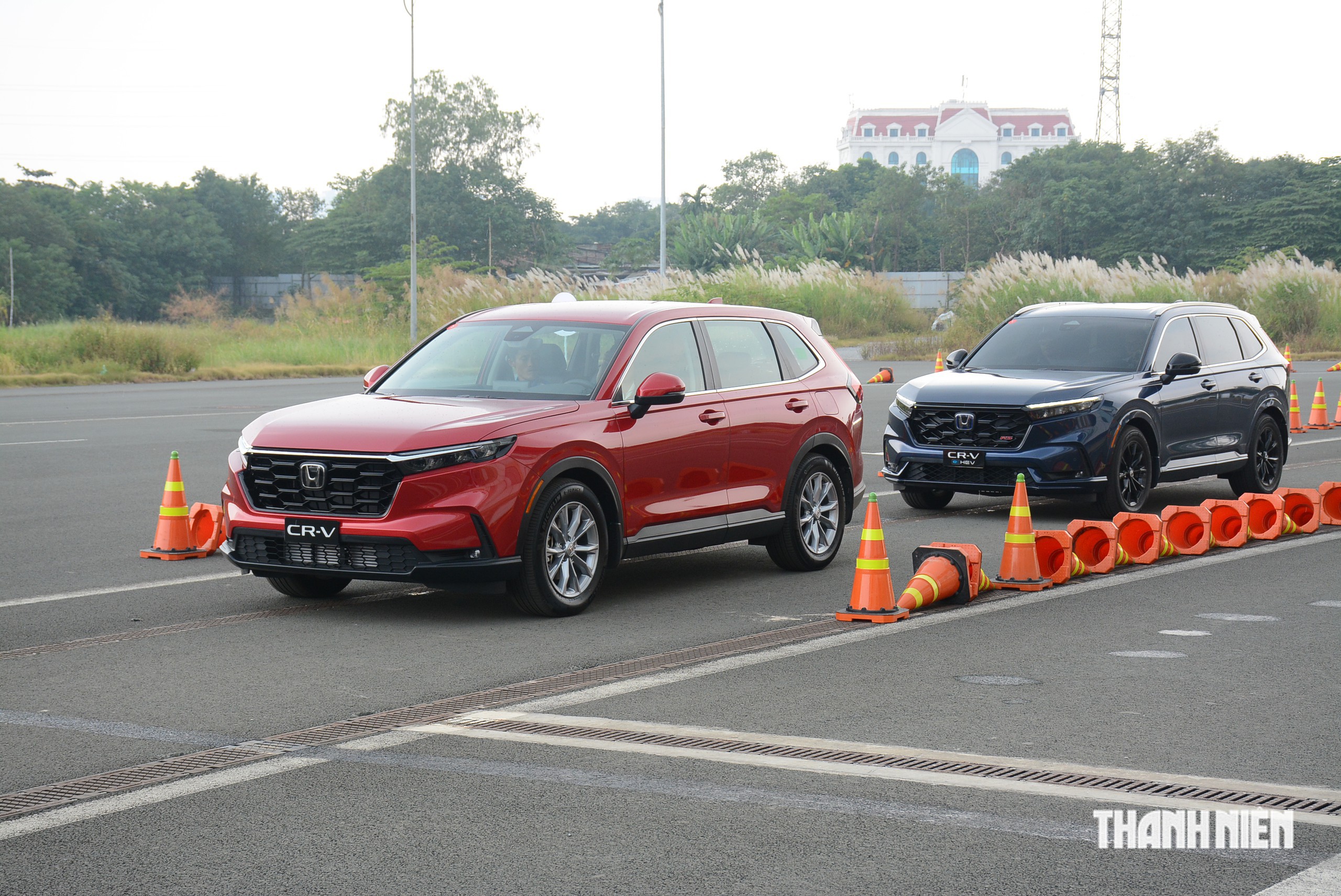 4 bất tiện người mua ô tô 7 chỗ thường chỉ nhận ra sau khi sử dụng - Ảnh 3.