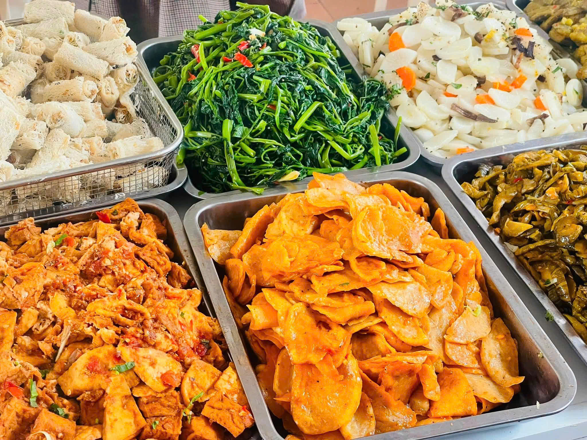 Chỉ từ 20.000 - 30.000 đồng cho một phần chay ở vùng đất Quảng Trị anh hùng - Ảnh 6.