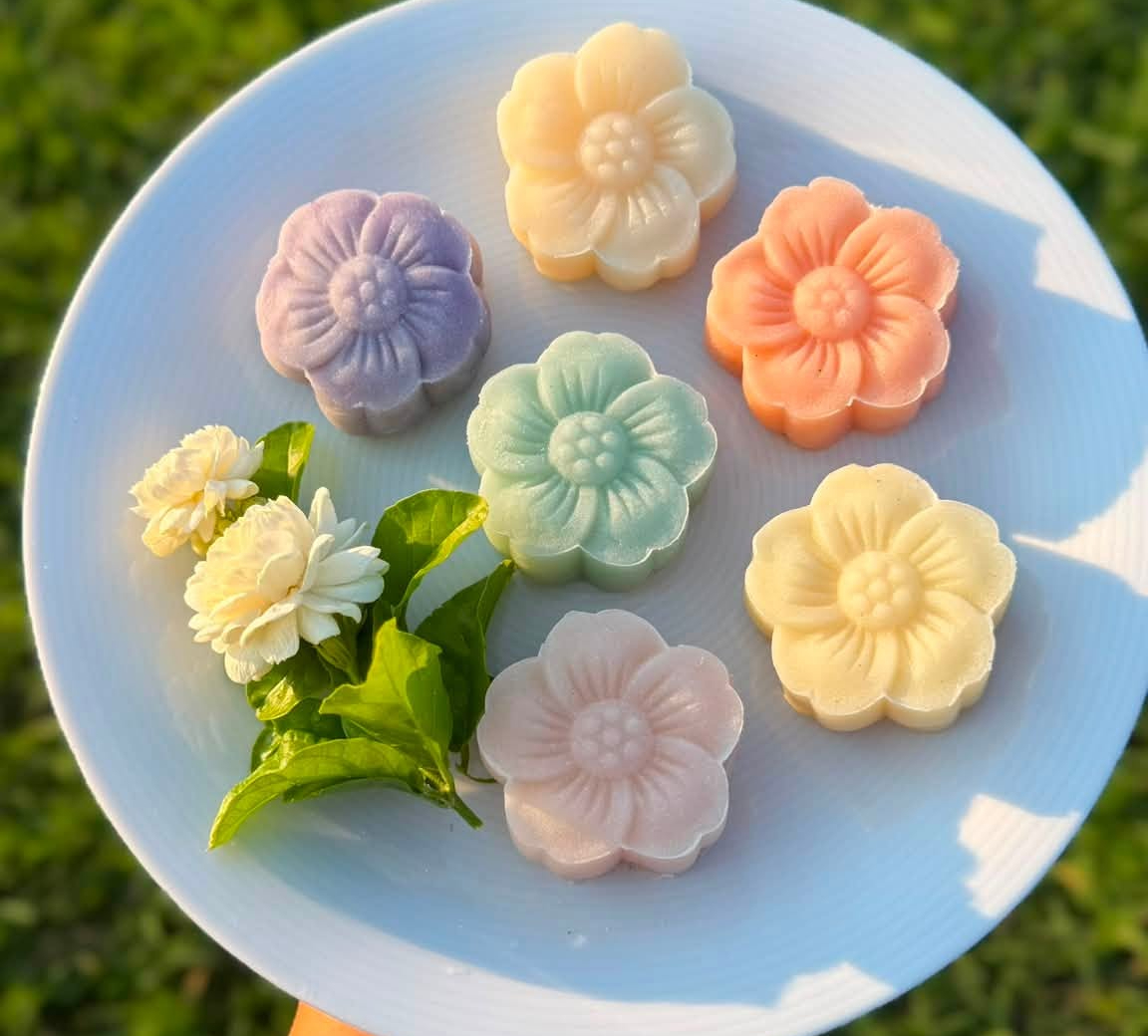 Người phụ nữ Việt ở Hy Lạp làm bánh trung thu, có nhiều loại nhân đặc biệt - Ảnh 1.