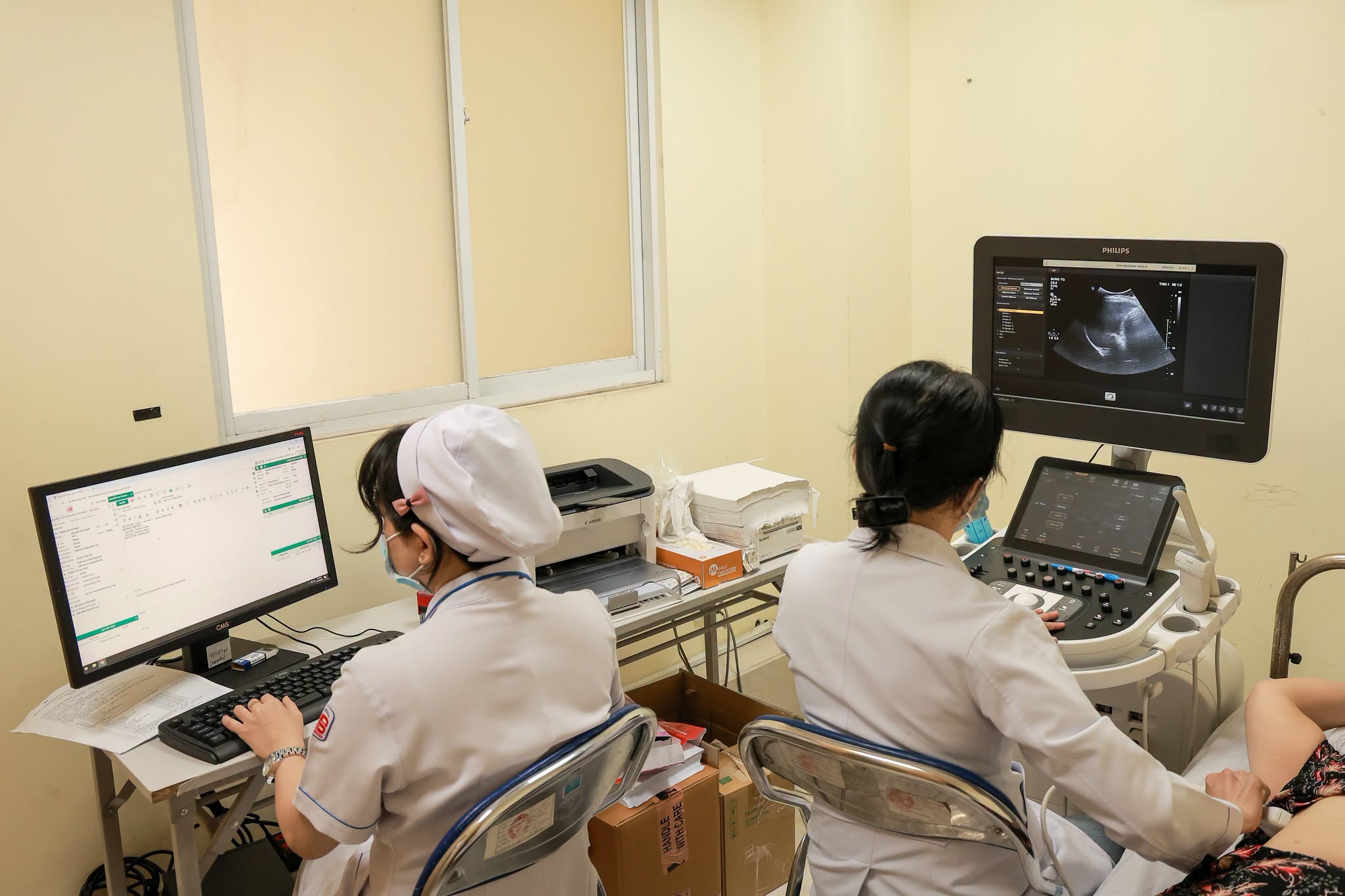 TP.HCM kiểm tra 100% cơ sở khám sức khỏe, mở kênh để người dân giám sát- Ảnh 2.
