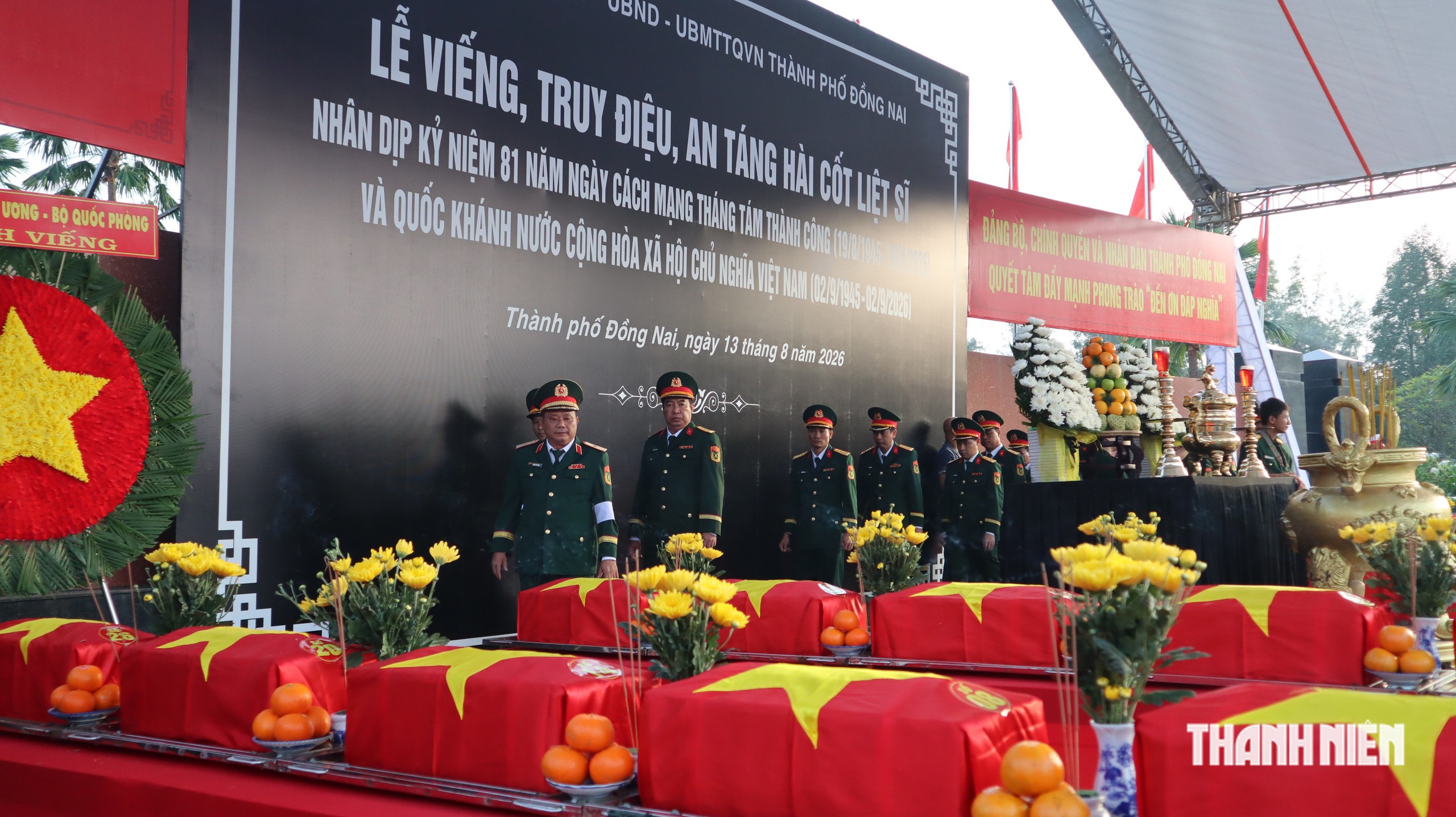 Những bức ảnh từ lòng đất mở ra hy vọng trả lại tên cho các liệt sĩ - Ảnh 15.