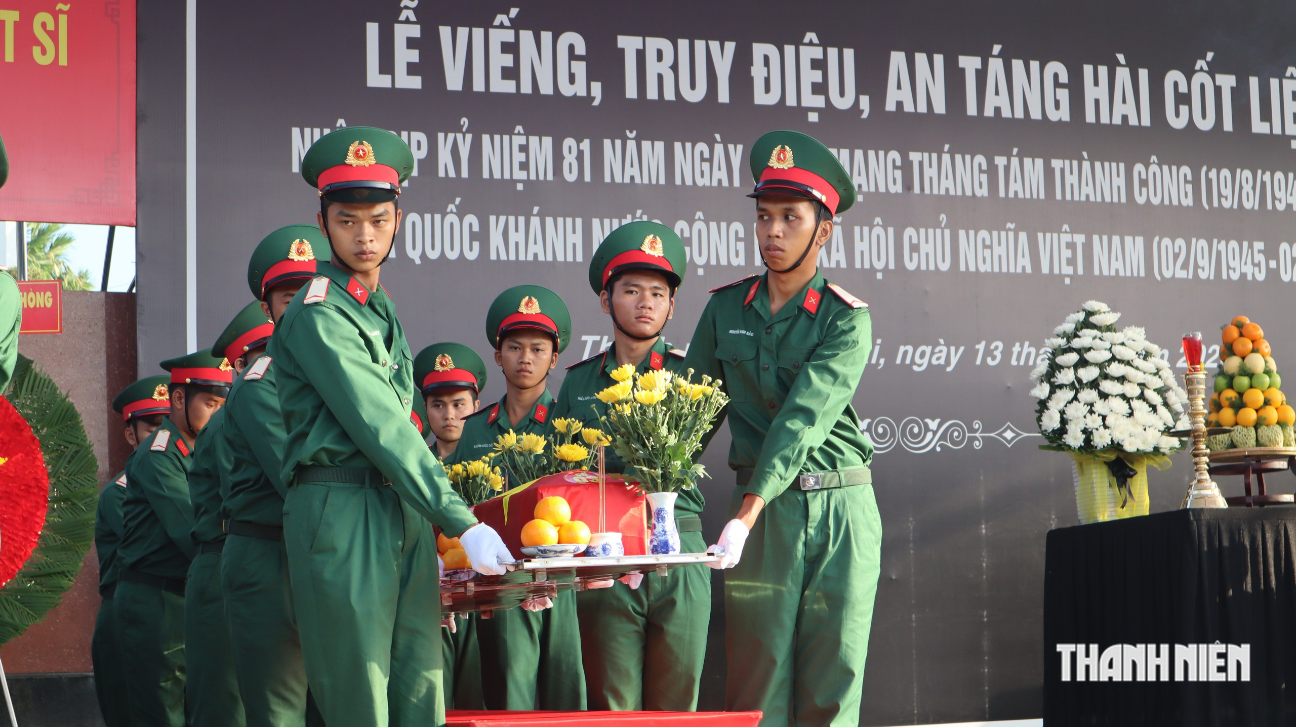 Những bức ảnh từ lòng đất mở ra hy vọng trả lại tên cho các liệt sĩ - Ảnh 16.