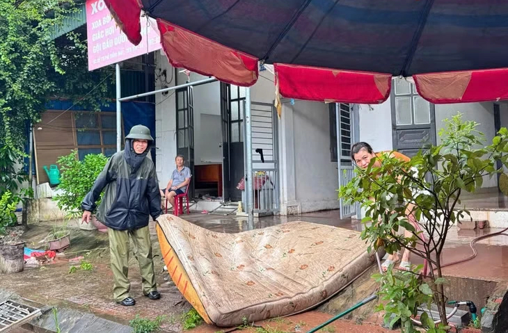 Mưa lớn gây sạt lở nhiều nơi ở Quảng Ninh - Ảnh 2.