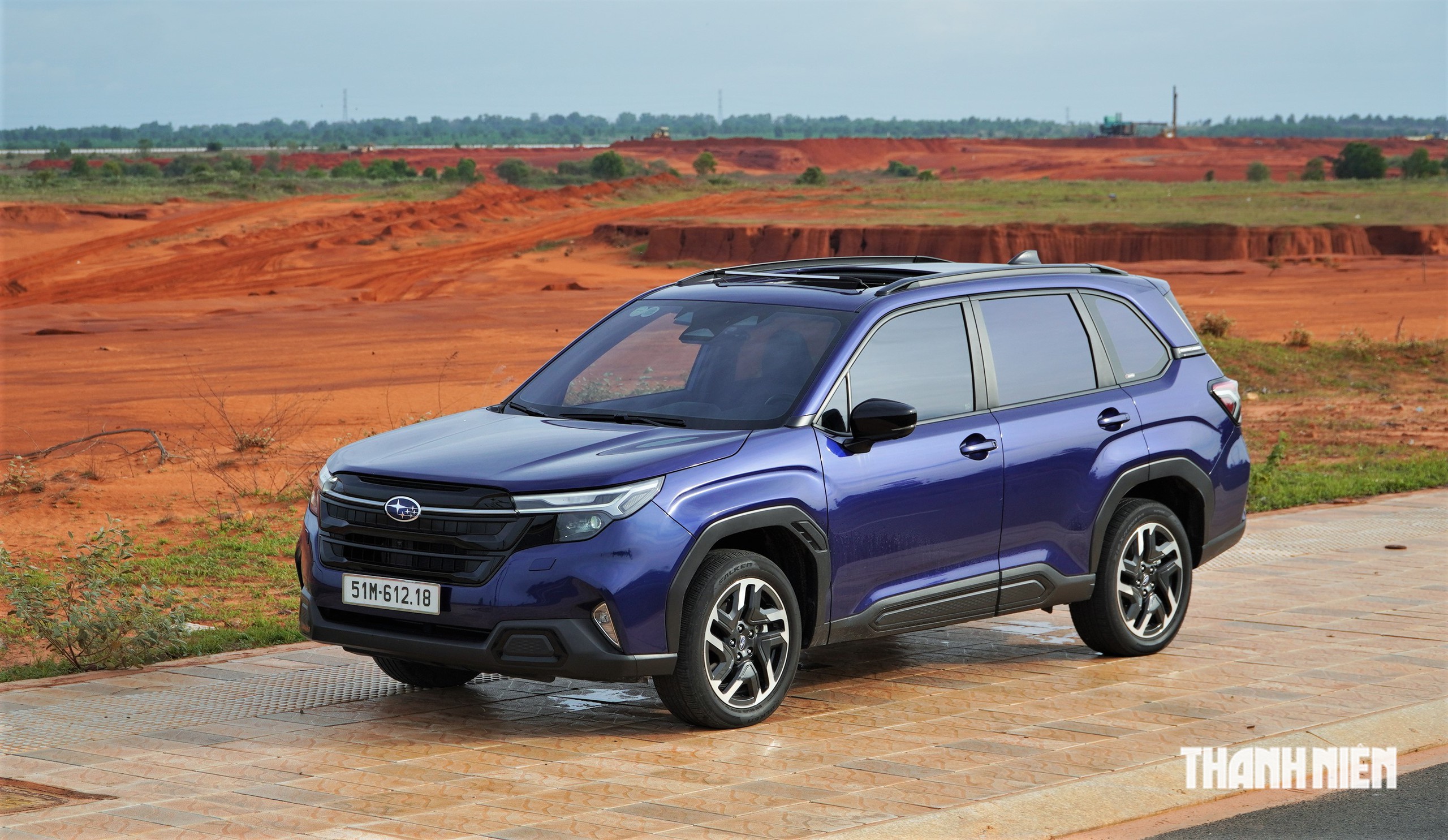  Chọn bản xăng hay chờ bản hybrid giá trên 1,8 tỉ đồng? - Ảnh 7.
