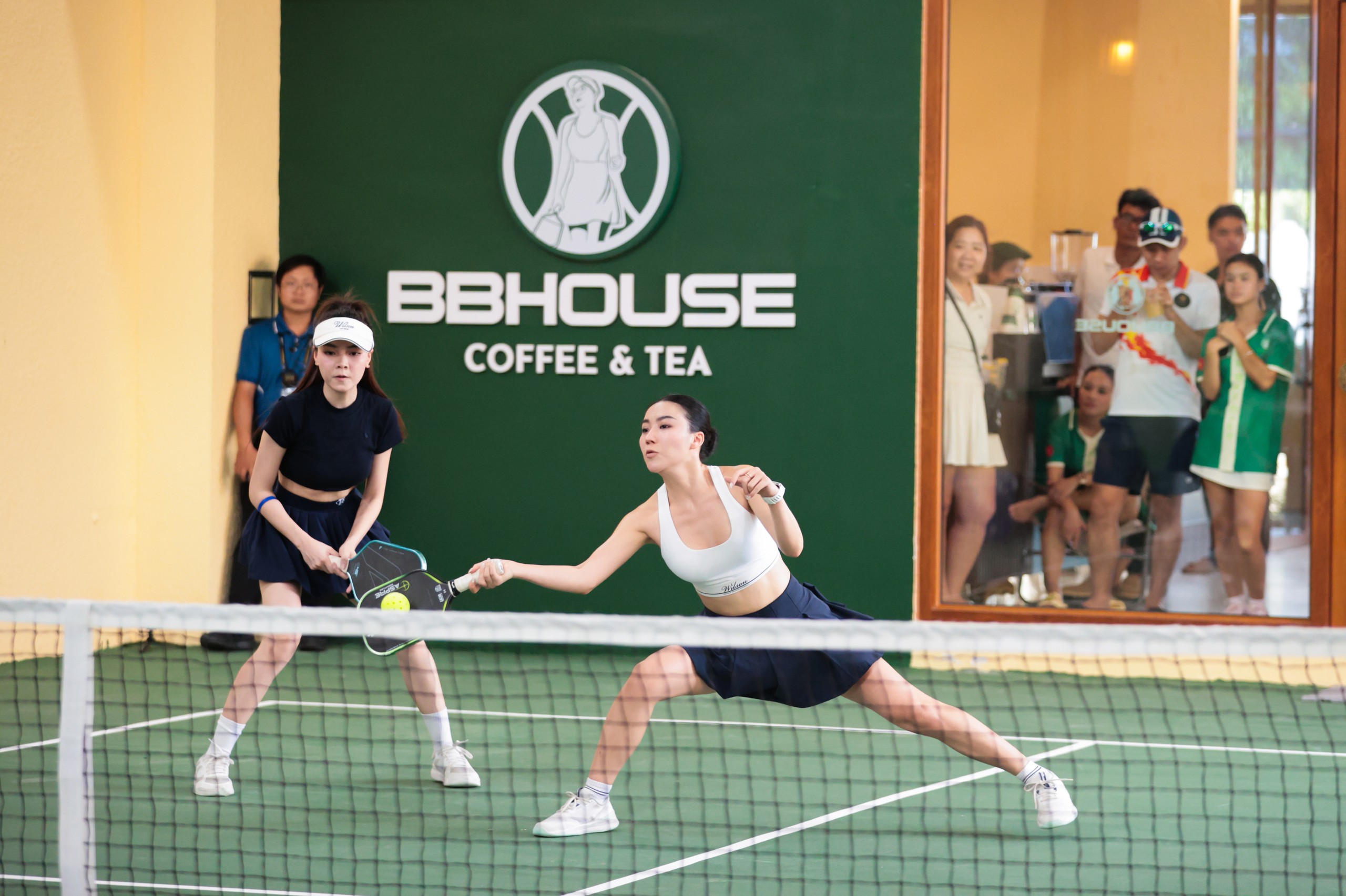 Những khoảnh khắc ấn tượng tại giải pickleball 'Cùng con đi tiếp cuộc đời' - cúp Bà Bầu Club - Ảnh 11.