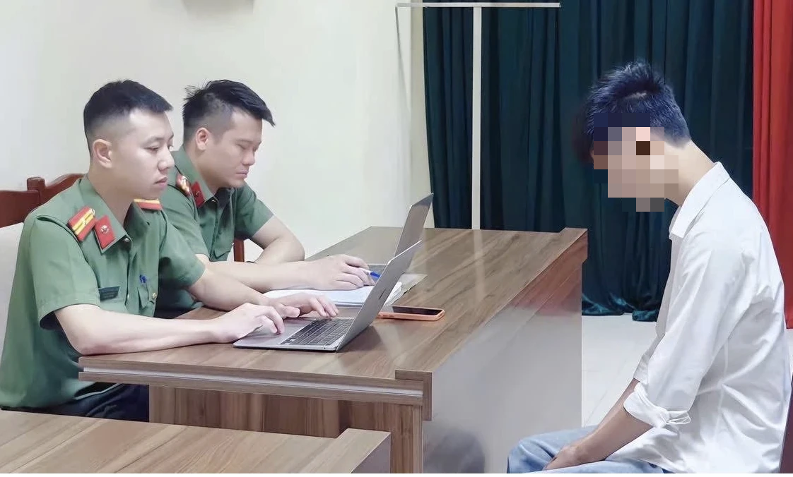 Livestream, TikTok: Ai xúc phạm, bịa đặt, gây hoang mang bị phạt 50 triệu đồng?- Ảnh 3.