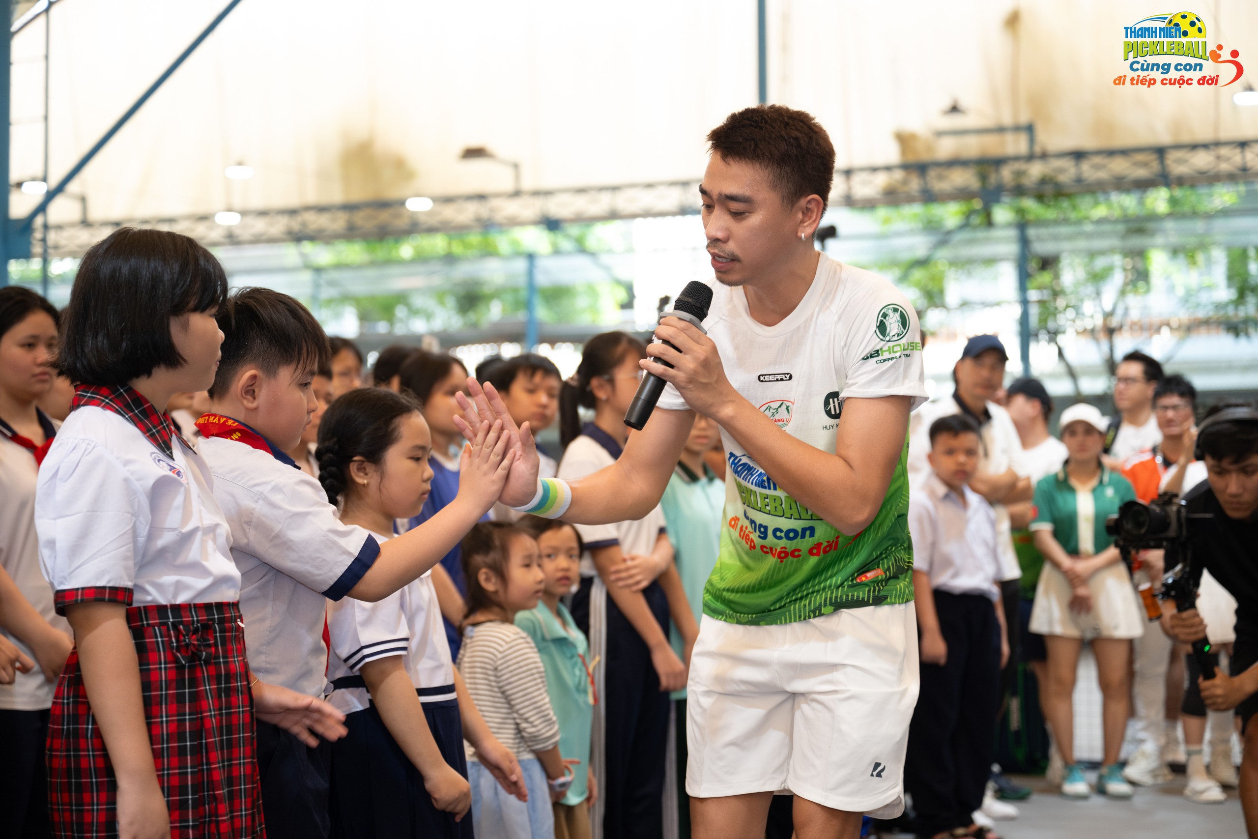 Những khoảnh khắc ấn tượng tại giải pickleball 'Cùng con đi tiếp cuộc đời' - cúp Bà Bầu Club - Ảnh 2.