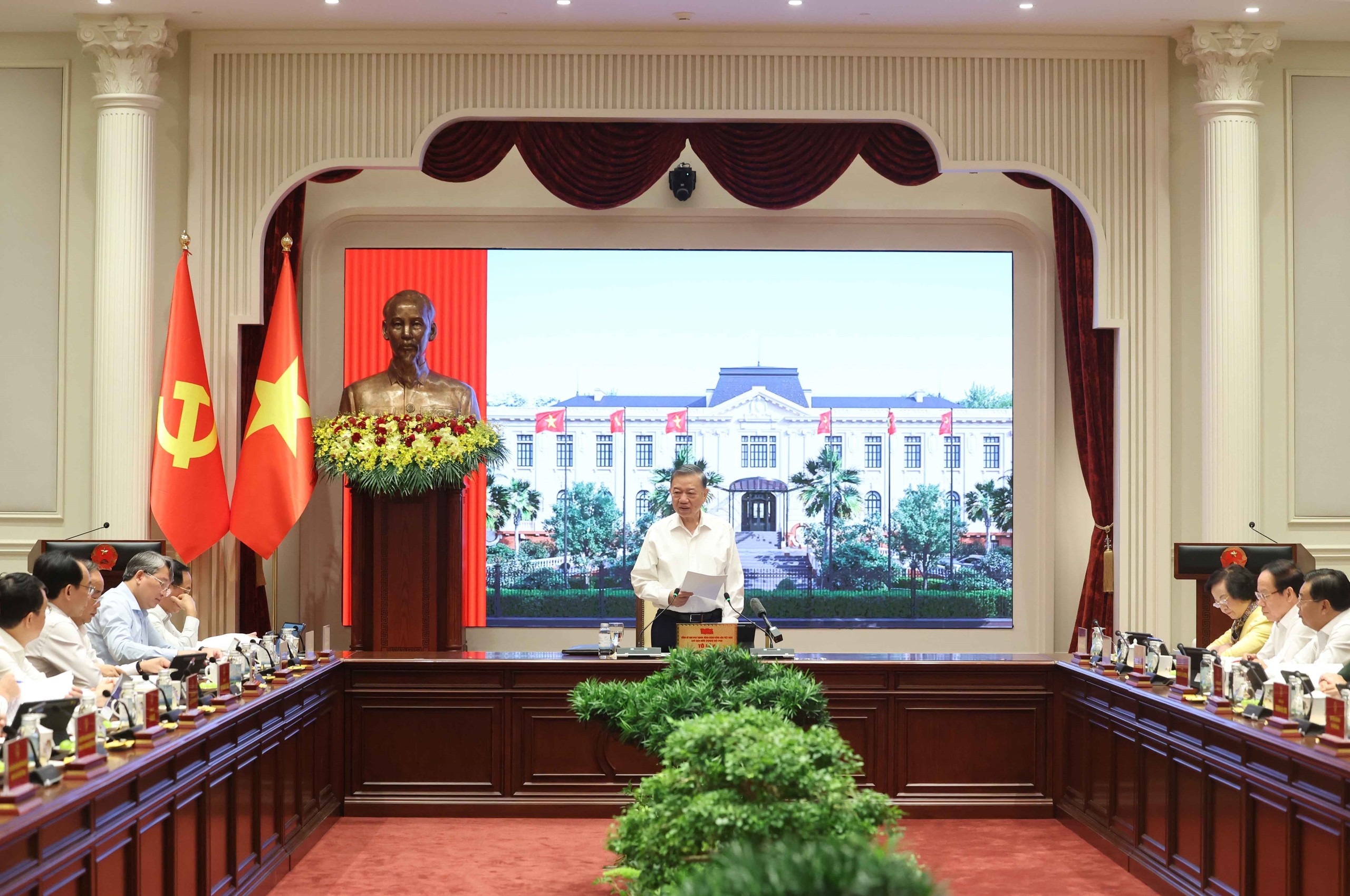 Nghiên cứu ban hành 'Thị thực nhân tài Việt Nam'- Ảnh 2.