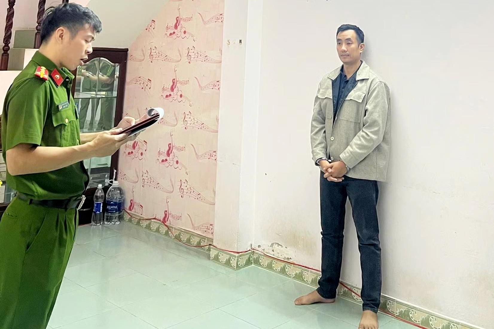 Bắt giám đốc chiếm đoạt 12 tỉ đồng- Ảnh 1.
