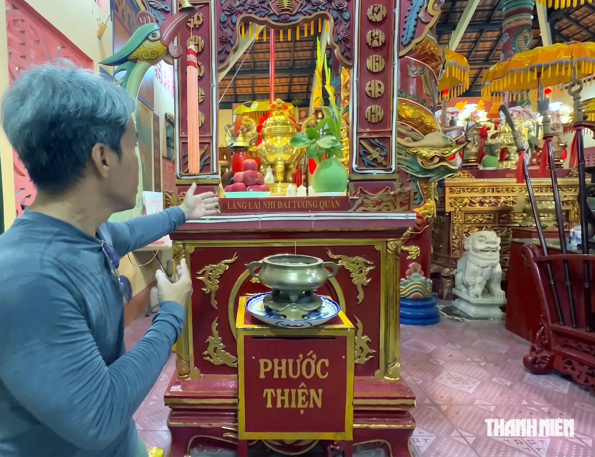 Con vật bước vào điện thờ ở TP.HCM: Theo dấu 'đại tướng quân' rái cá- Ảnh 3.