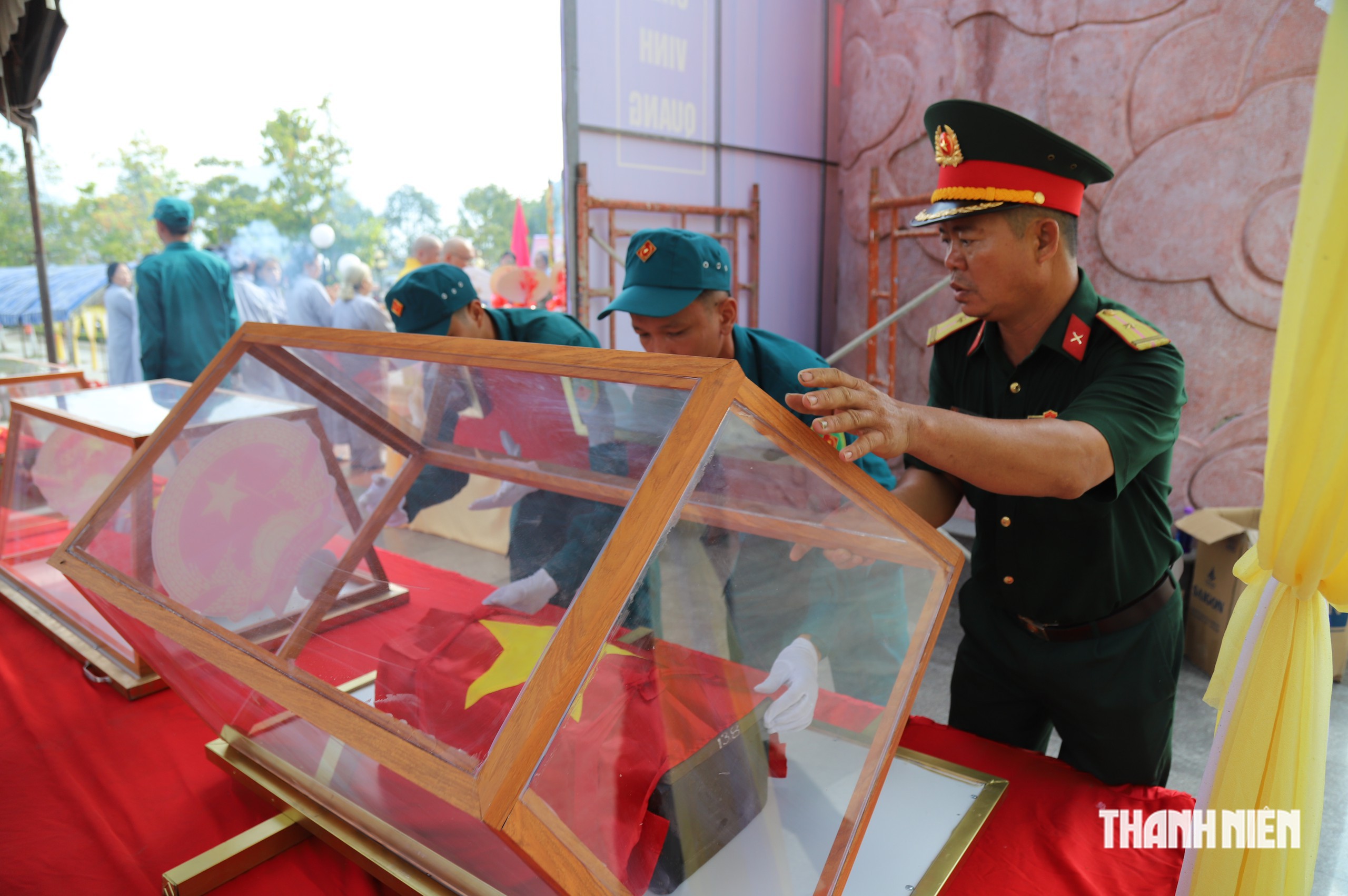 Tìm thấy 13 bộ hài cốt liệt sĩ tại Thành cổ Diên Khánh- Ảnh 2.