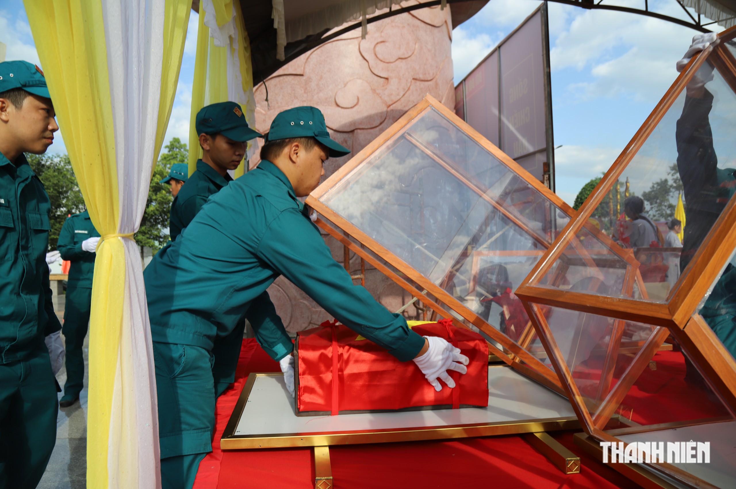 Tìm thấy 13 bộ hài cốt liệt sĩ tại Thành cổ Diên Khánh- Ảnh 4.