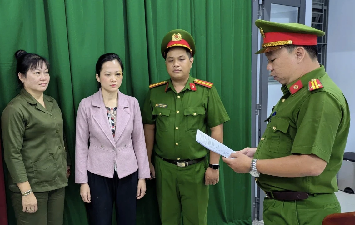 Hành hung khách, chủ nha khoa Tuyết Chinh bị phạt 2 năm tù treo- Ảnh 1.