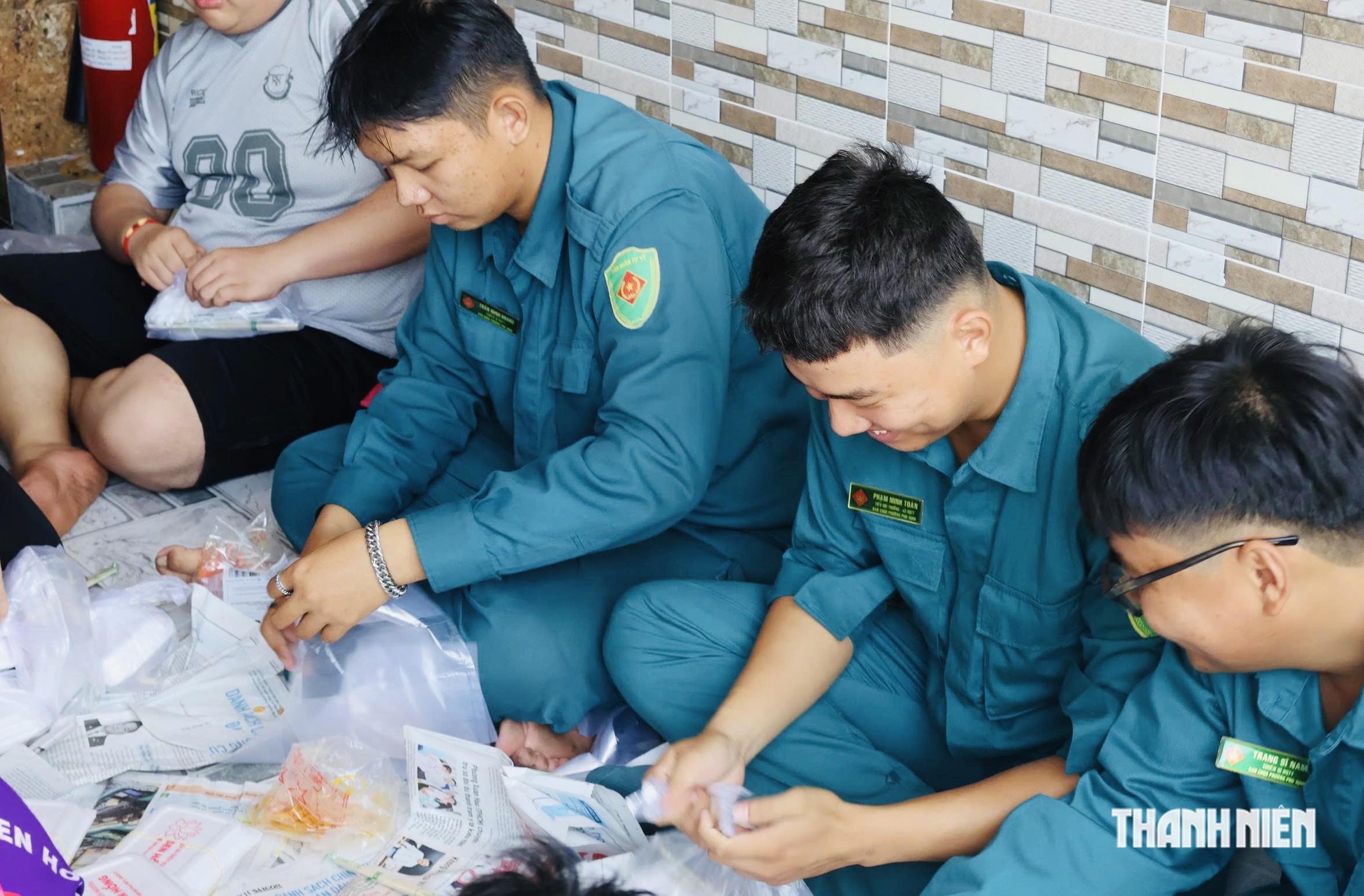Dân quân phường Phú Định ở TP.HCM 2 ngày mỗi tháng mong nhiệm vụ đặc biệt- Ảnh 4.
