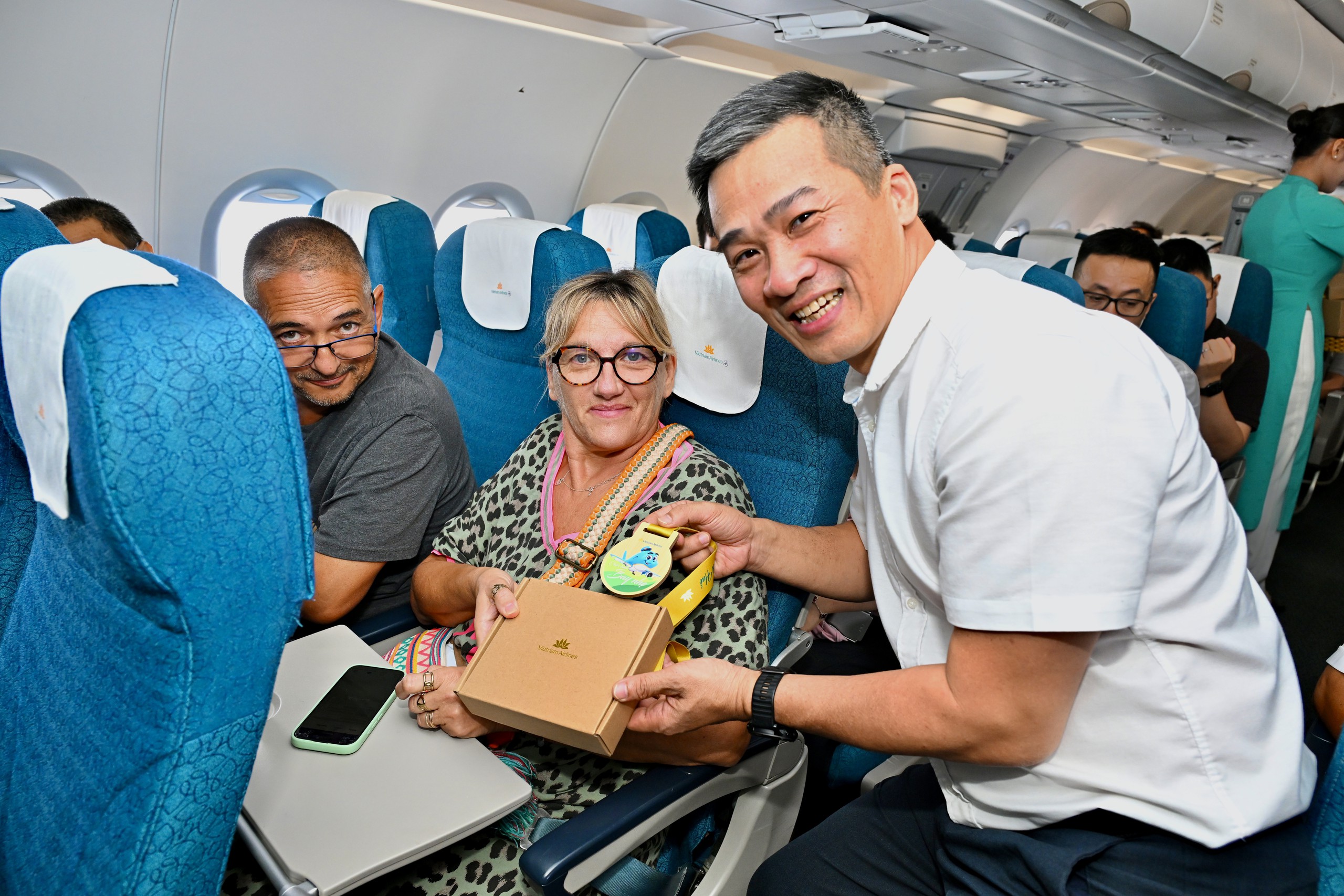 'Check-in sinh trắc học' giảm áp lực bay cao điểm lễ 2.9- Ảnh 2.