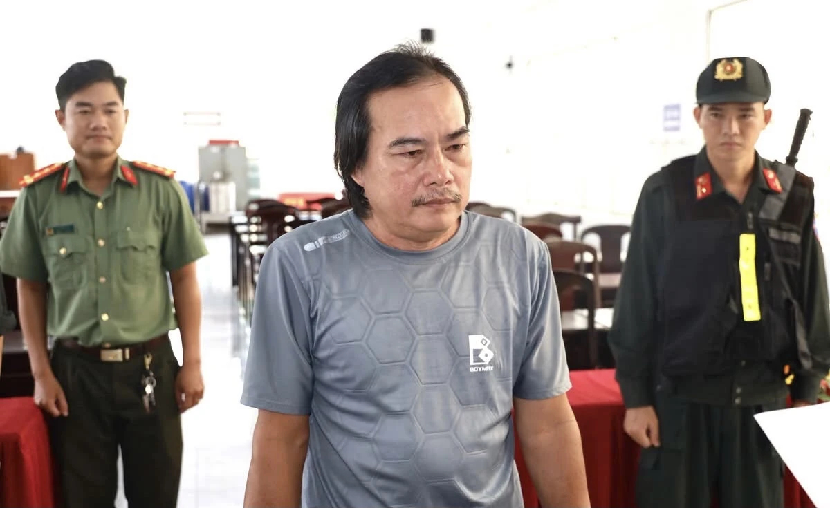 Cần Thơ: Khởi tố bị can mở 2 tài khoản chia sẻ tin xấu độc, xúc phạm - Ảnh 1.