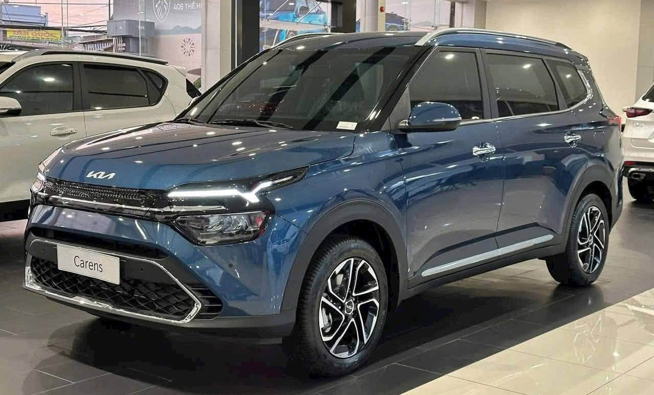 5 mẫu &ocirc; t&ocirc; 7 chỗ gi&aacute; rẻ nhất thị trường Việt Nam hiện nay- Ảnh 6.