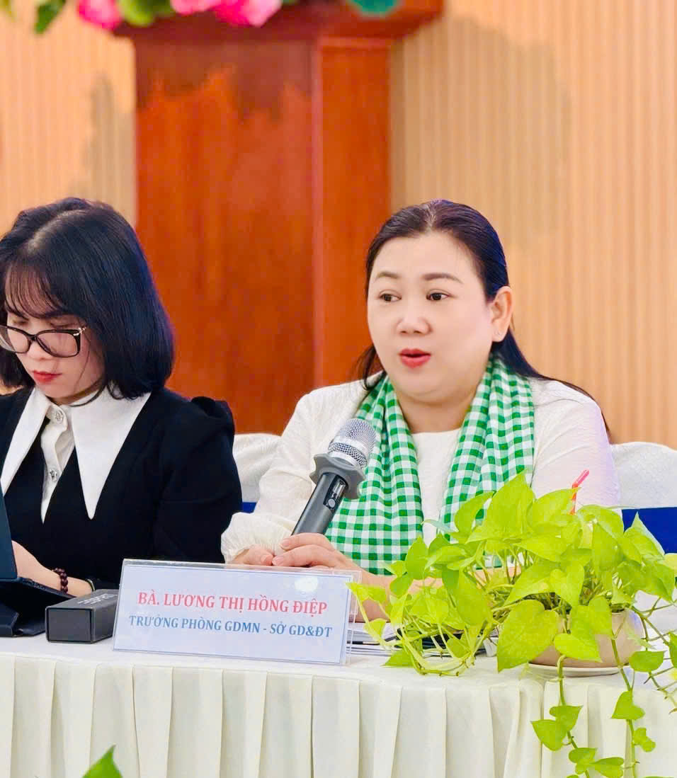 So sánh chi tiết những điểm mới của Chương trình mầm non thí điểm và hiện hành - Ảnh 1.