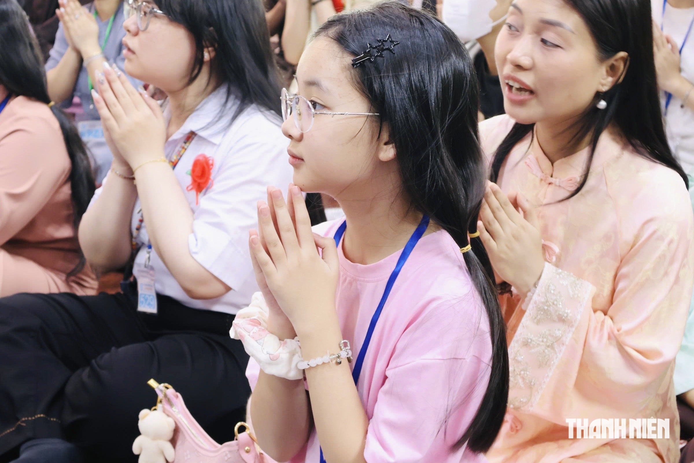 Mùa Vu Lan, về chùa Diệu Pháp ở TP.HCM hiến tóc và cầu nguyện- Ảnh 3.