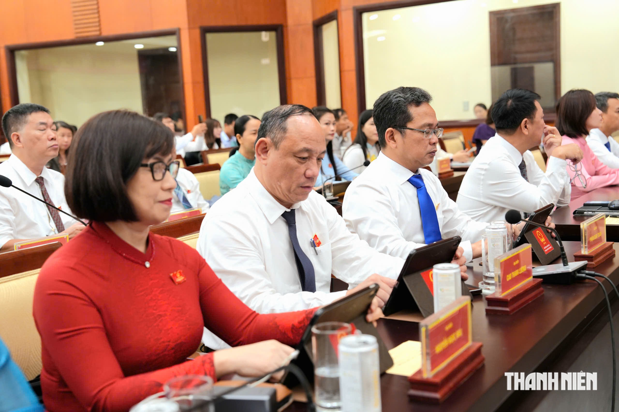 Điều chỉnh chủ trương đầu tư nâng cấp, mở rộng nhiều tuyến đường ở TP.HCM - Ảnh 1.