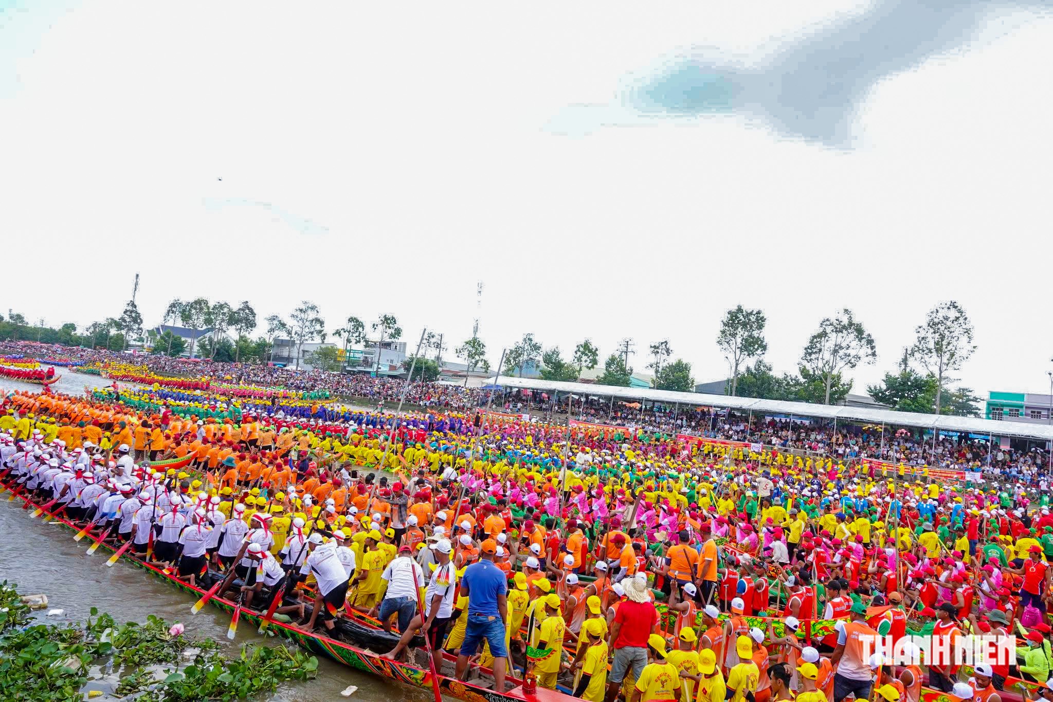 'Bí ẩn' đằng sau dòng sông có môn thể thao đông người tham gia nhất Việt Nam- Ảnh 2.