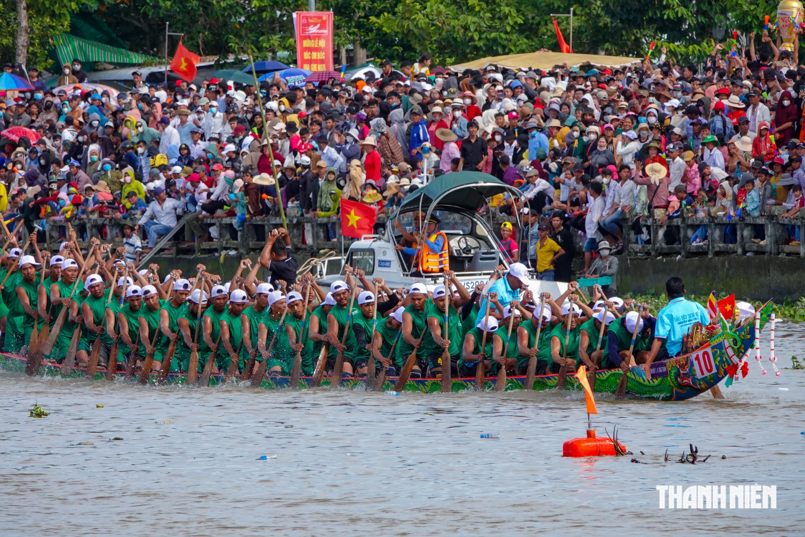'Bí ẩn' đằng sau dòng sông có môn thể thao đông người tham gia nhất Việt Nam- Ảnh 3.