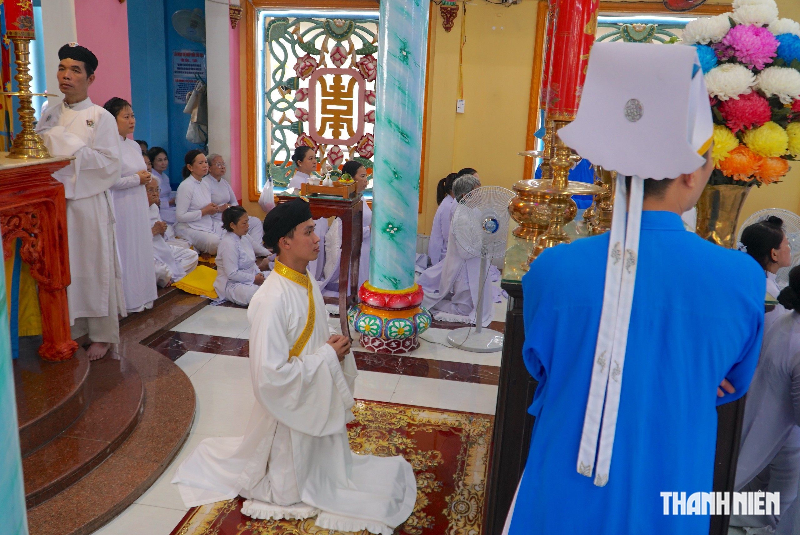 Rằm tháng 7, hàng trăm người Cao Đài về Thánh thất Sài Gòn dự lễ Trung Ngươn - Ảnh 9.