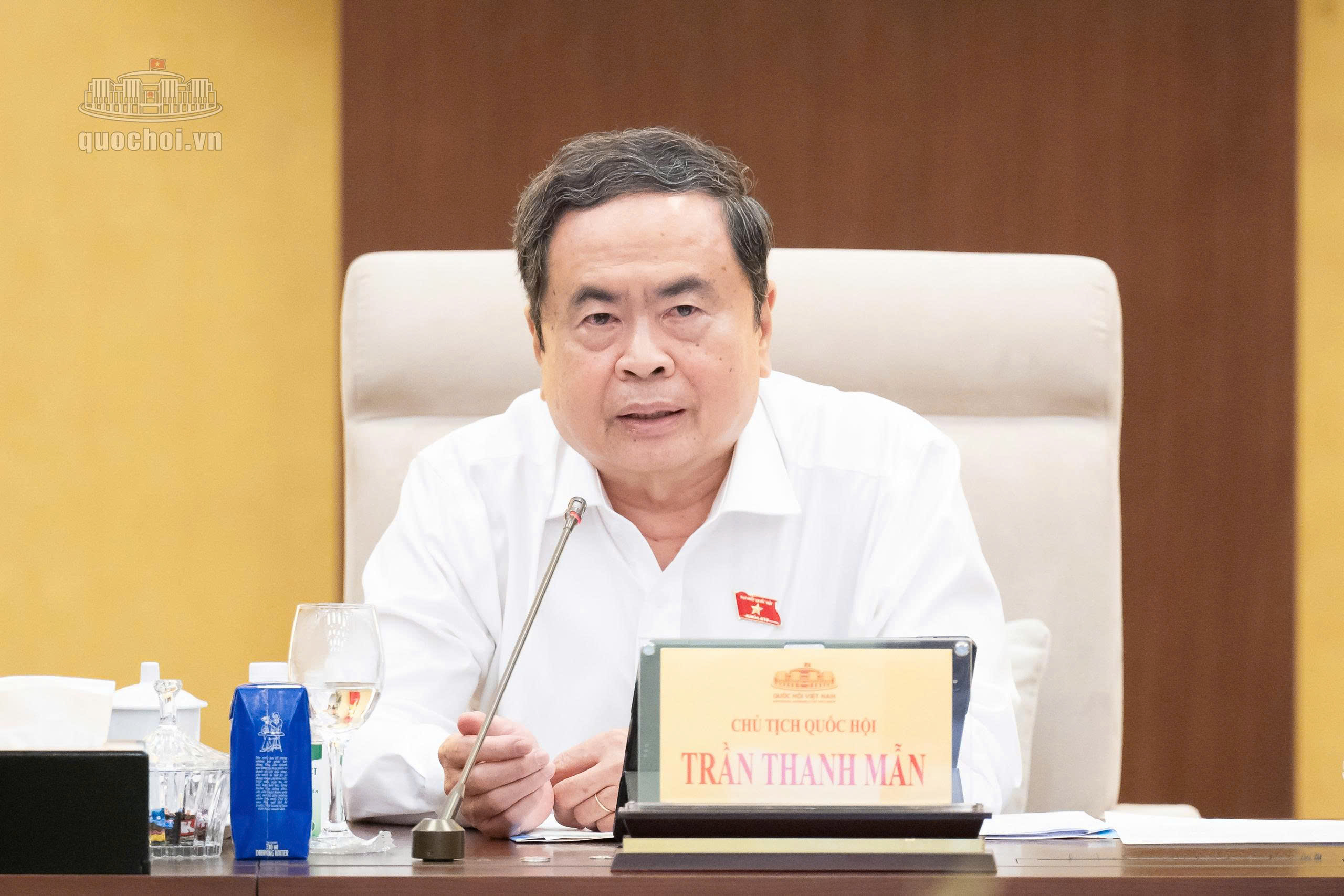Chủ tịch Quốc hội: Cấp ph&eacute;p lập doanh nghiệp rất dễ nhưng đưa ra rất kh&oacute; - Ảnh 2.